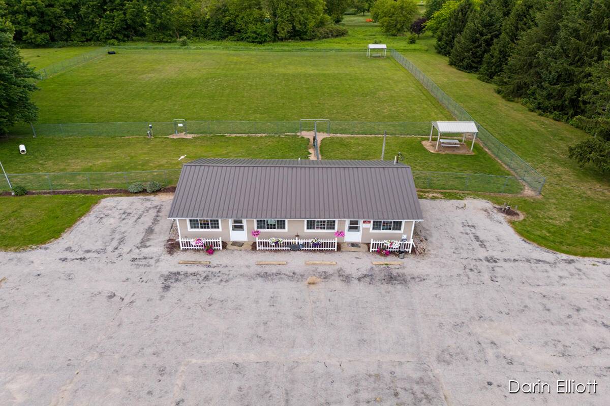 2389 N State RD, Easton Twp, MI 48846