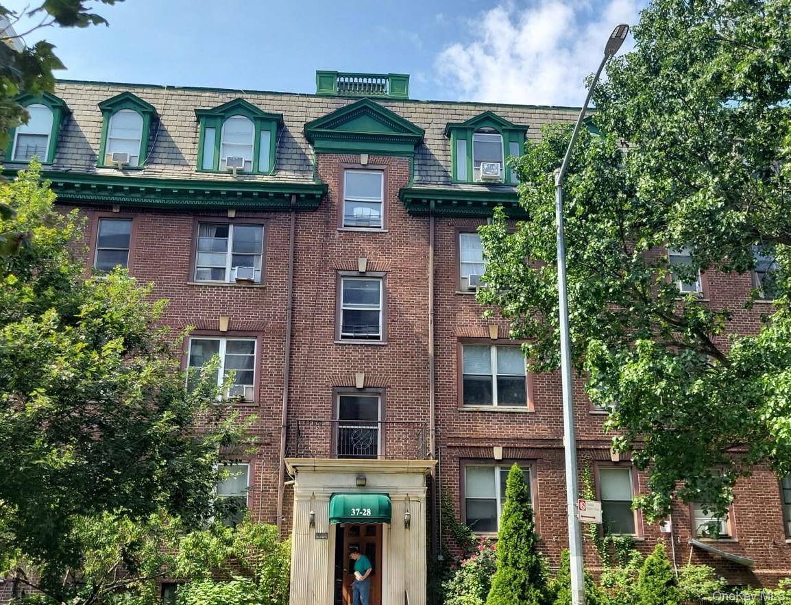 3728 86th ST, Jackson Heights, NY 11372