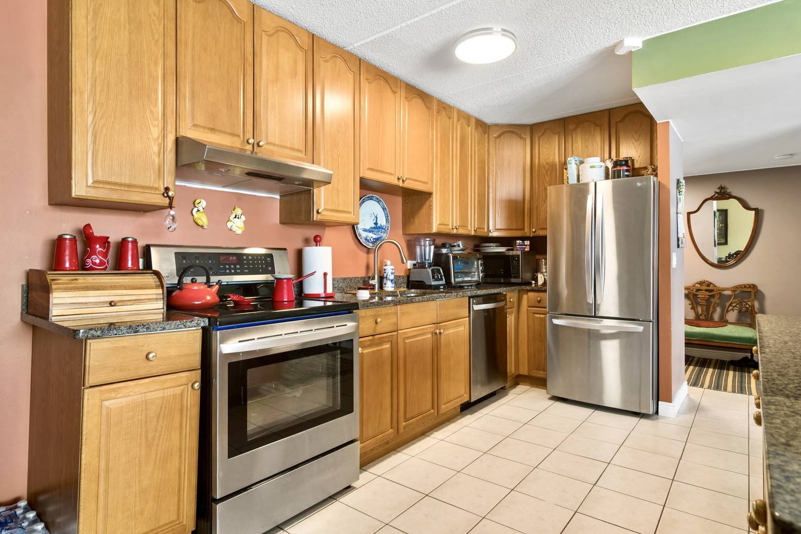 1301 N Western AVE #237, Lake Forest, IL 60045