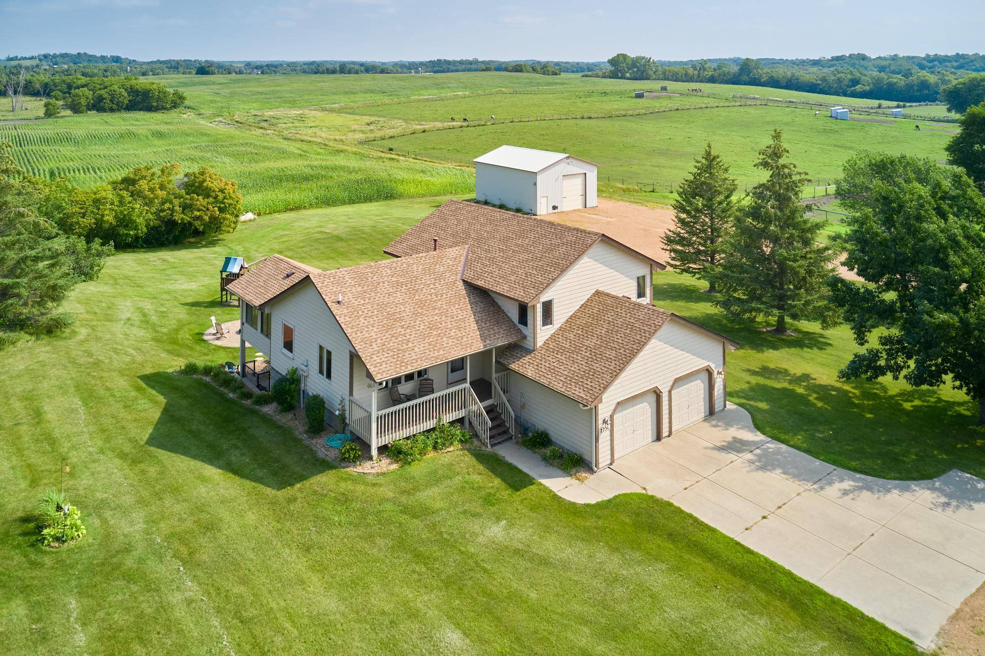 2230 E 260th ST, Cedar Lake Twp, MN 55088