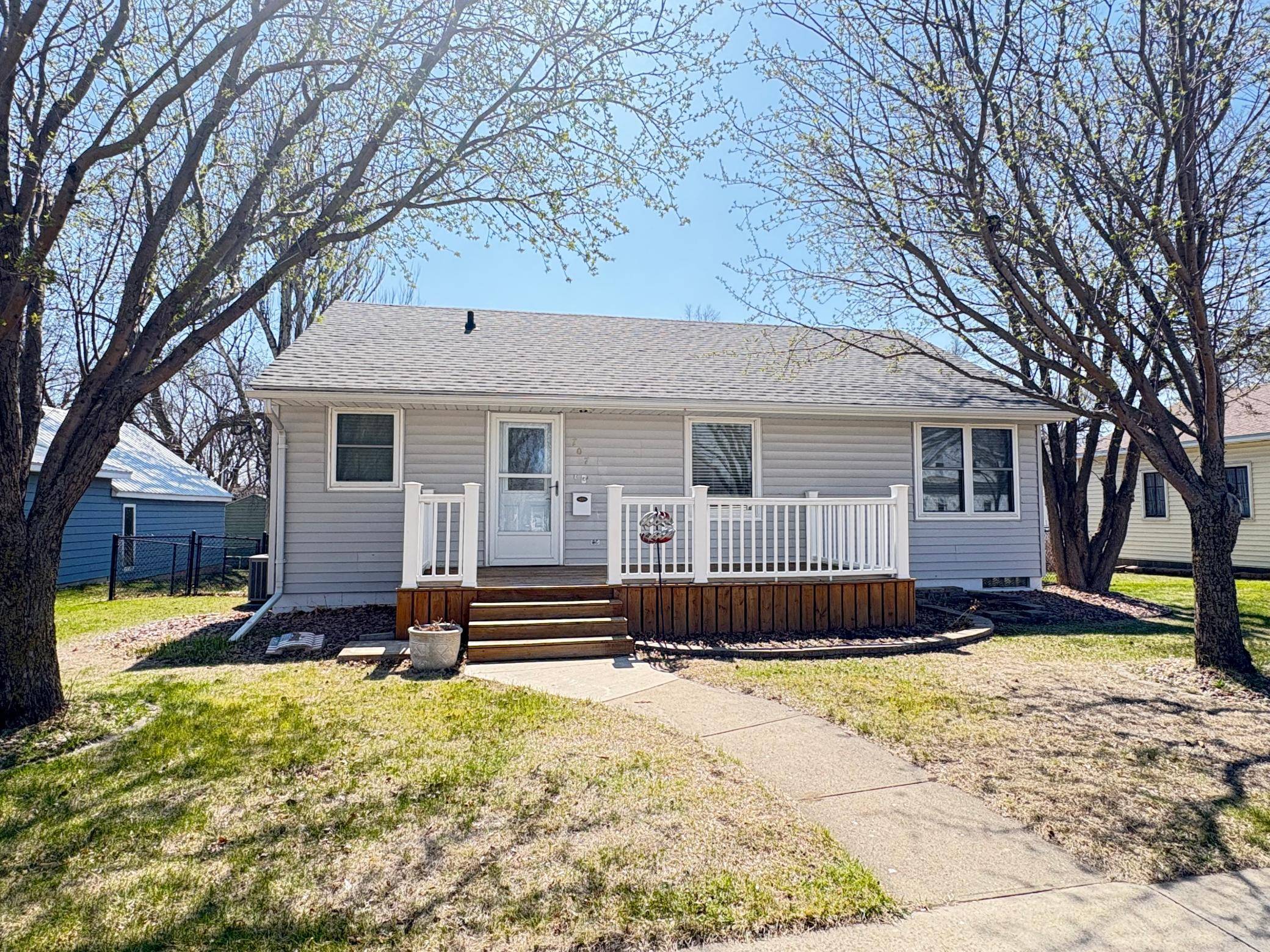 707 Haarfager AVE N, Canby, MN 56220
