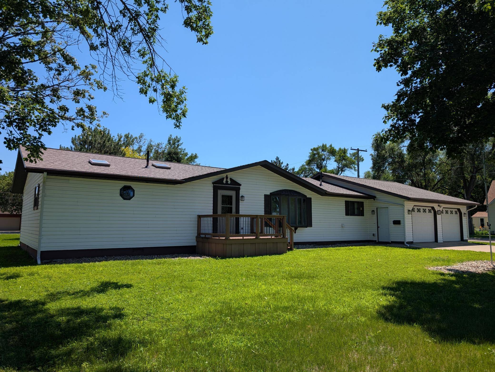501 Lac Qui Parle AVE N, Canby, MN 56220