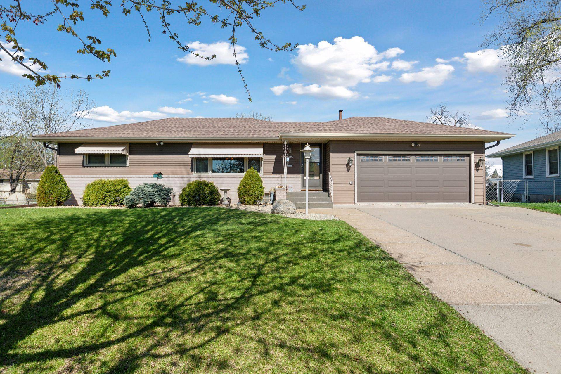 6309 Halifax DR, Brooklyn Center, MN 55429