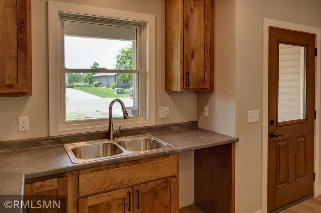620 Pondhurst DR, Amery, WI 54001