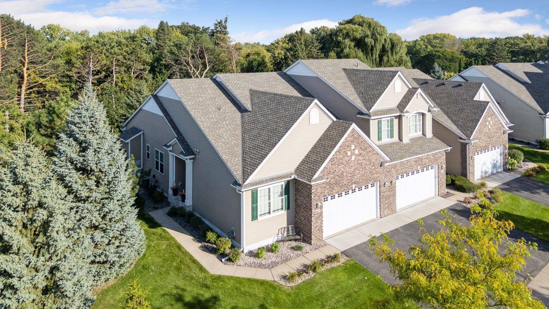 11750 Emery Village DR N, Champlin, MN 55316