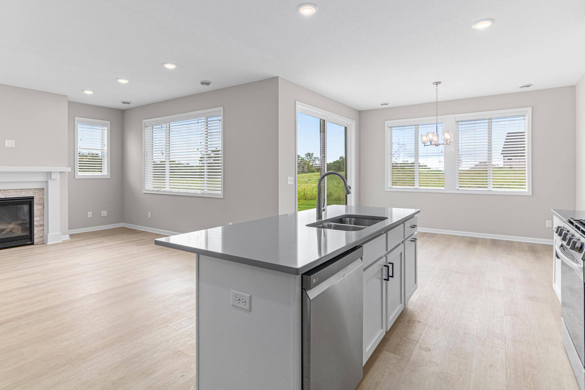 10070 32nd ST NE, Saint Michael, MN 55376