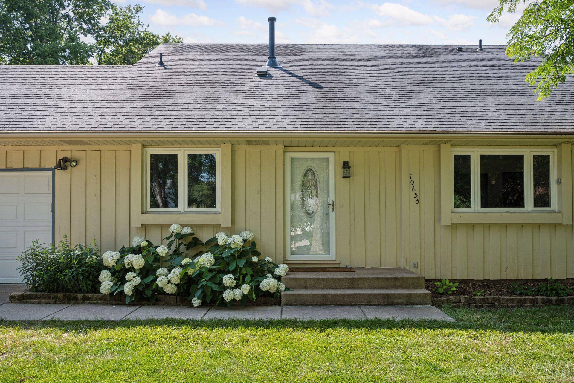 10655 103rd AVE N, Maple Grove, MN 55369