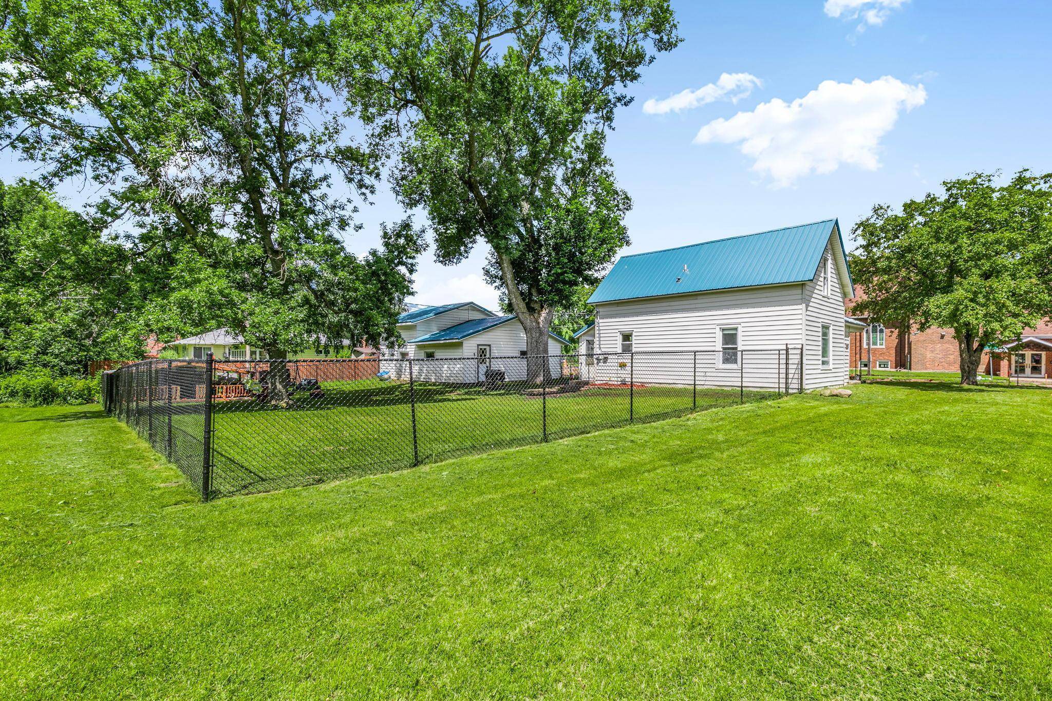 402 Main ST S, Atwater, MN 56209