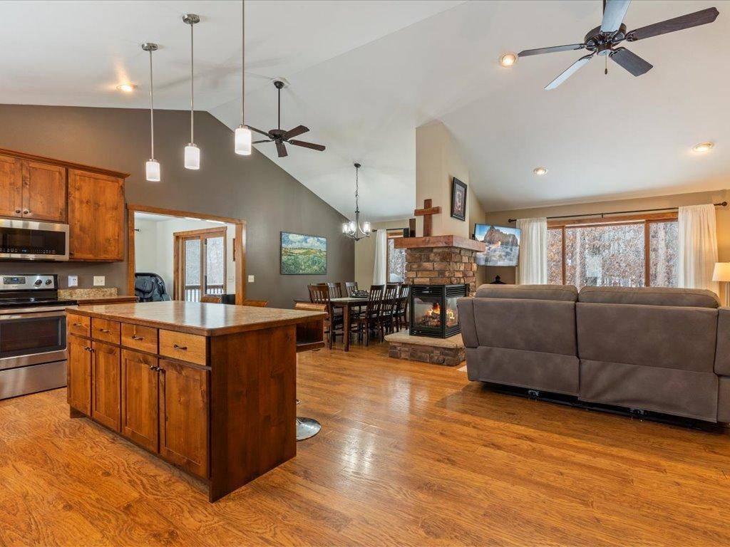 12537 Norway Spruce DR, Baxter, MN 56425