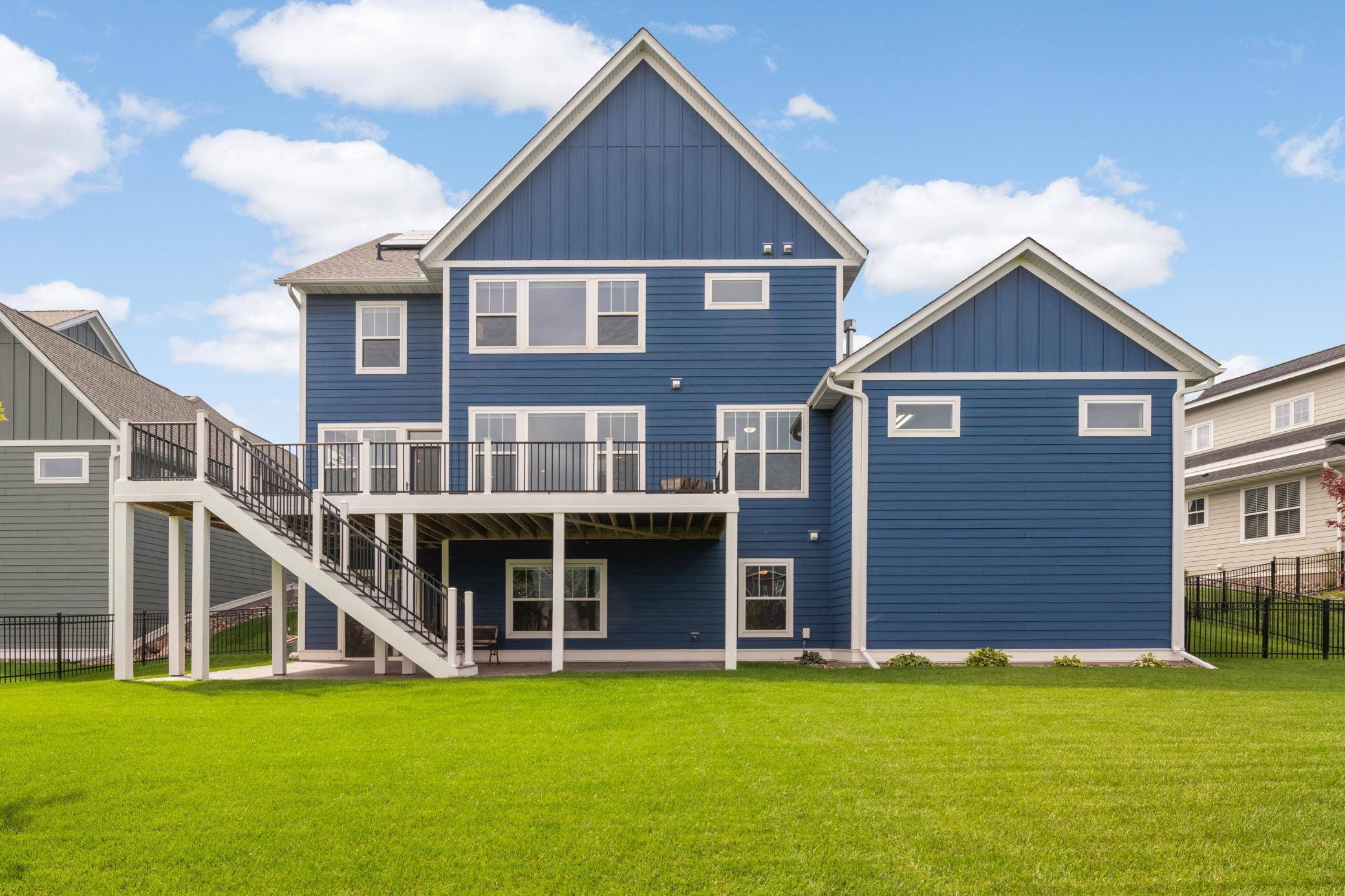 16394 Dryden RD, Lakeville, MN 55044