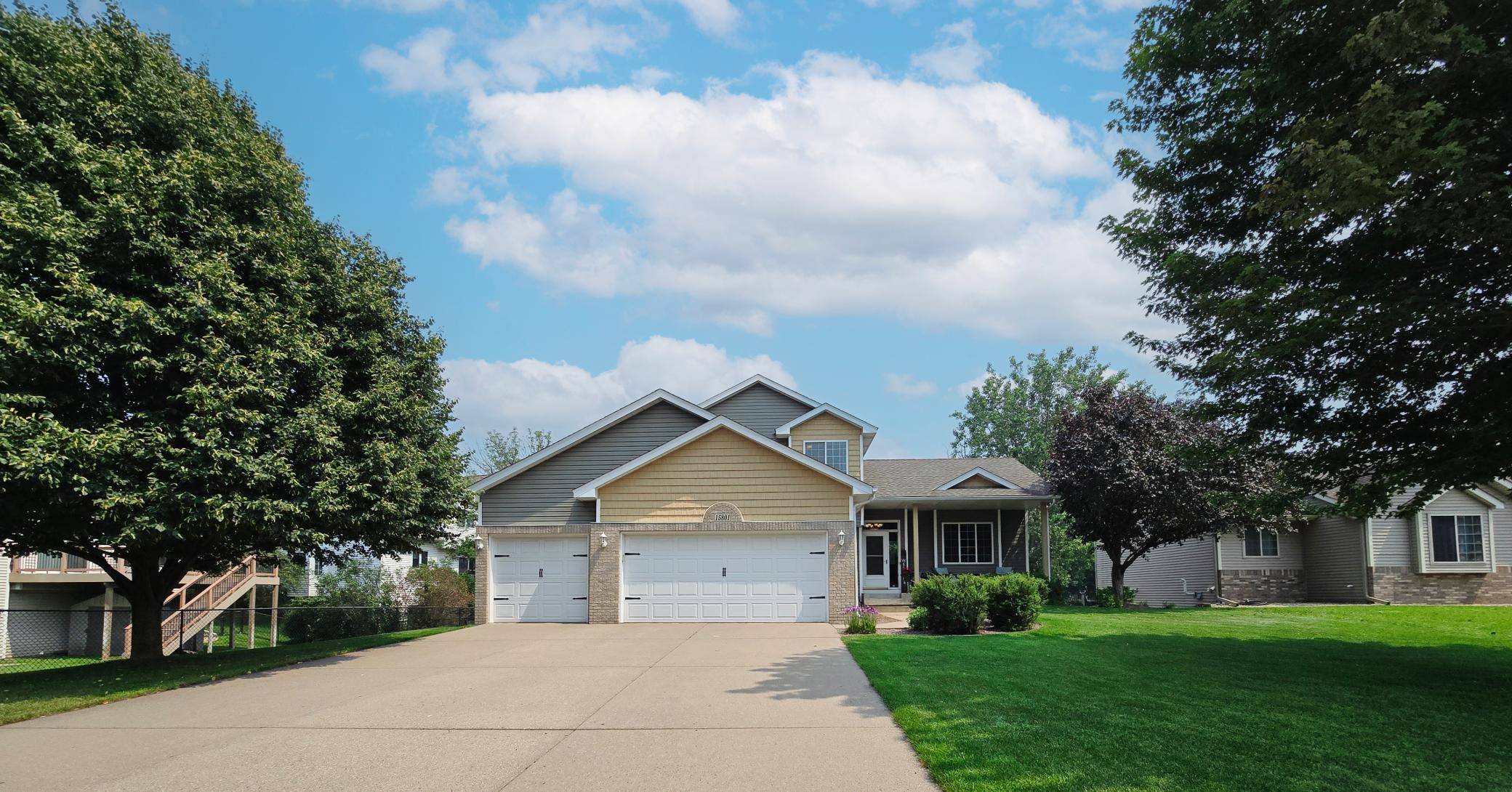 15801 Drake ST NW, Andover, MN 55304