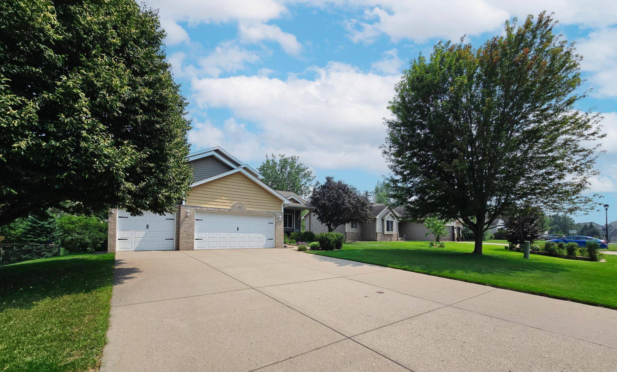 15801 Drake ST NW, Andover, MN 55304