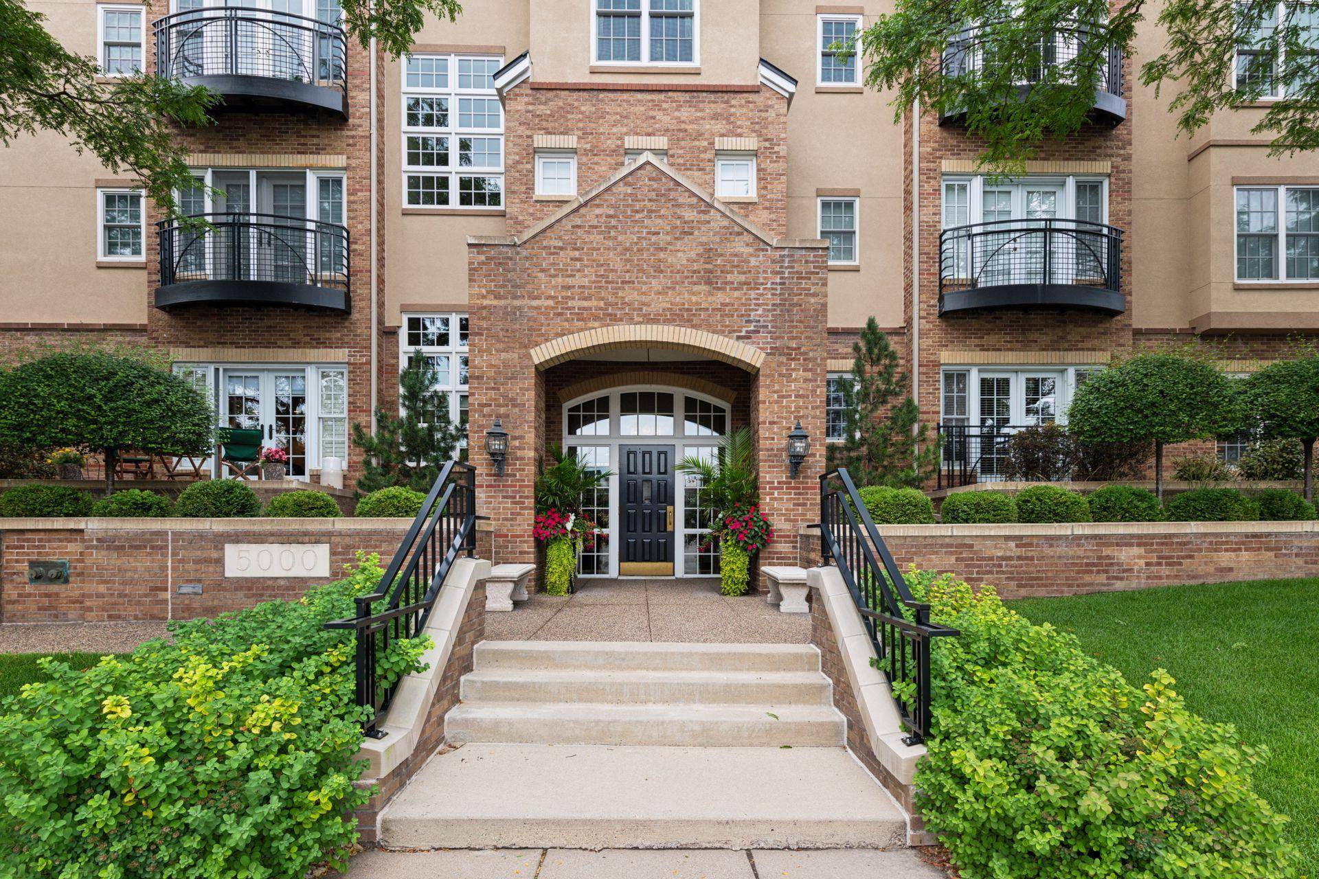 5000 Halifax AVE S #307, Edina, MN 55424