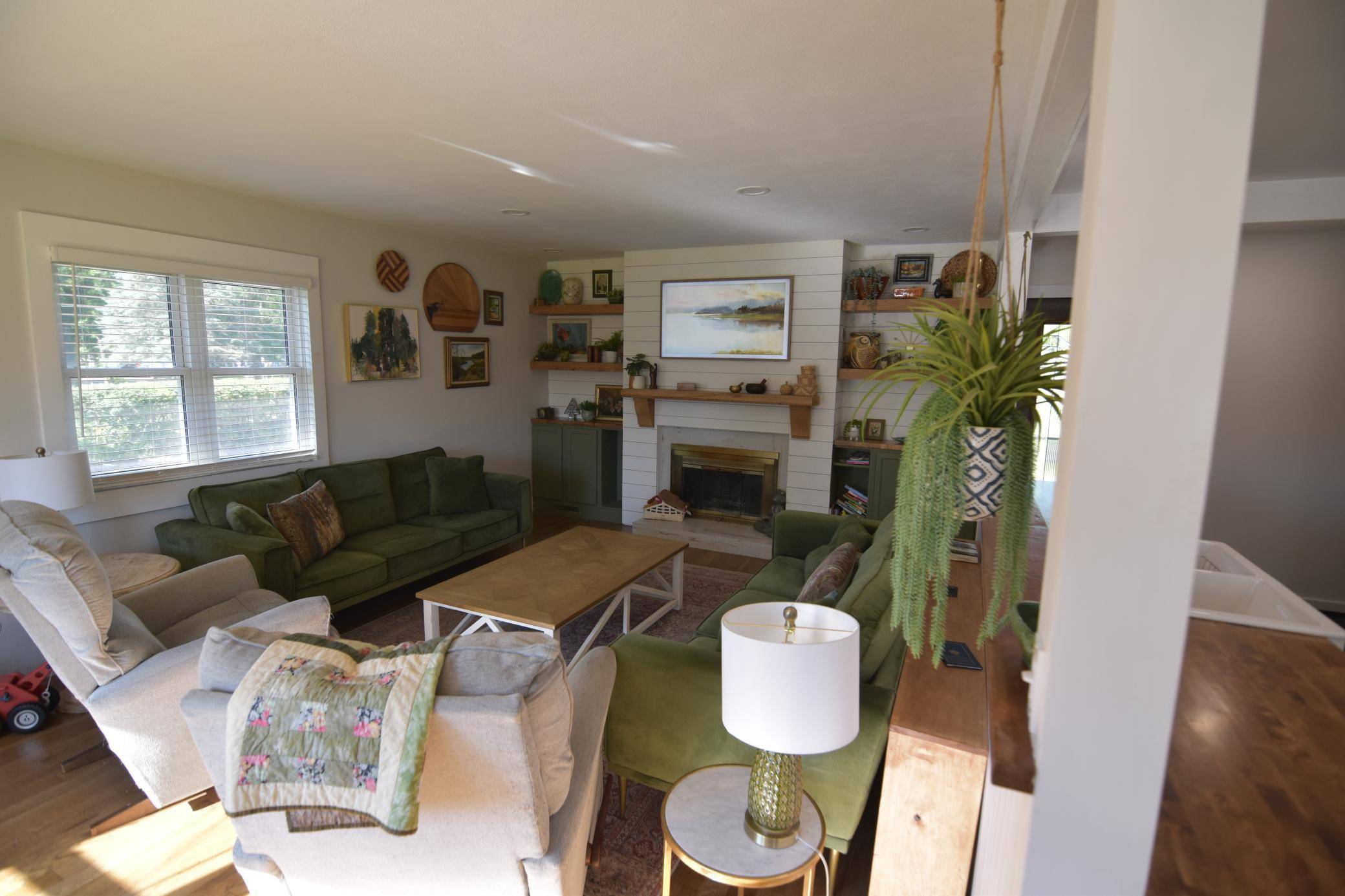 320 1st AVE SE, Baudette, MN 56623