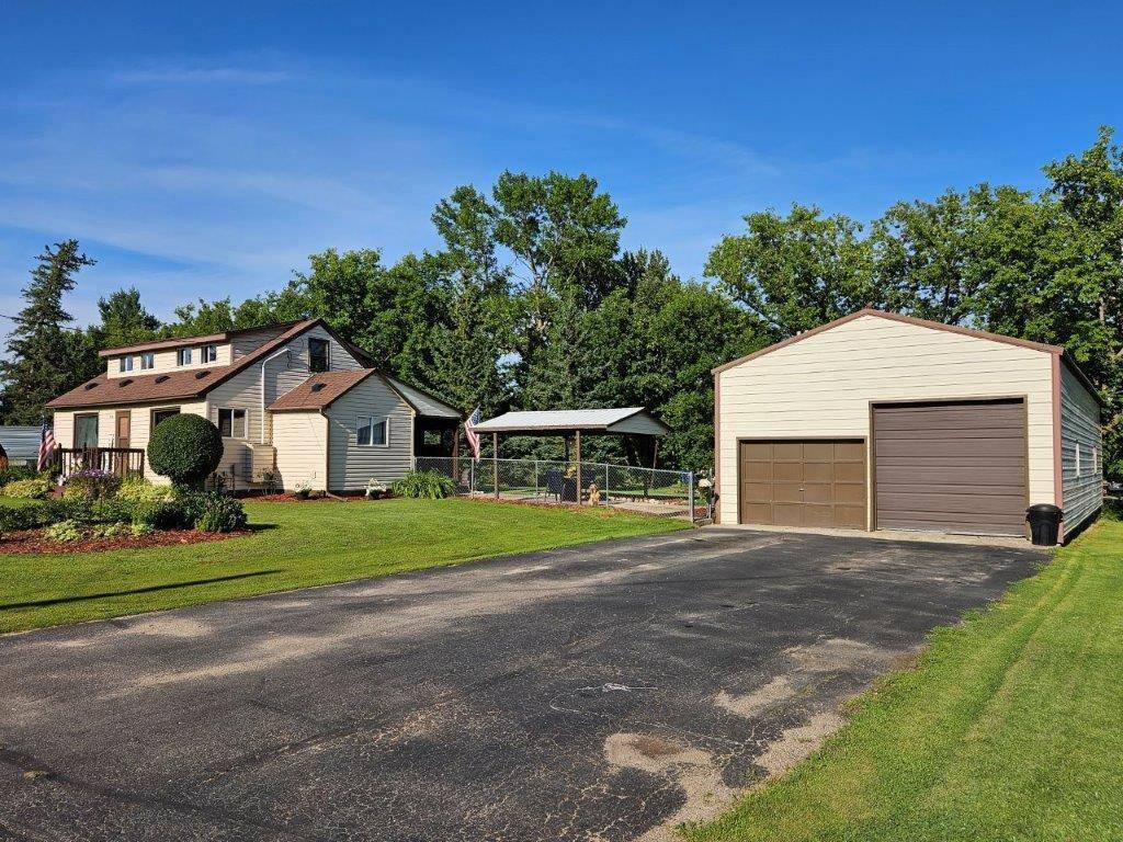206 Sunset AVE NW, Bagley, MN 56621