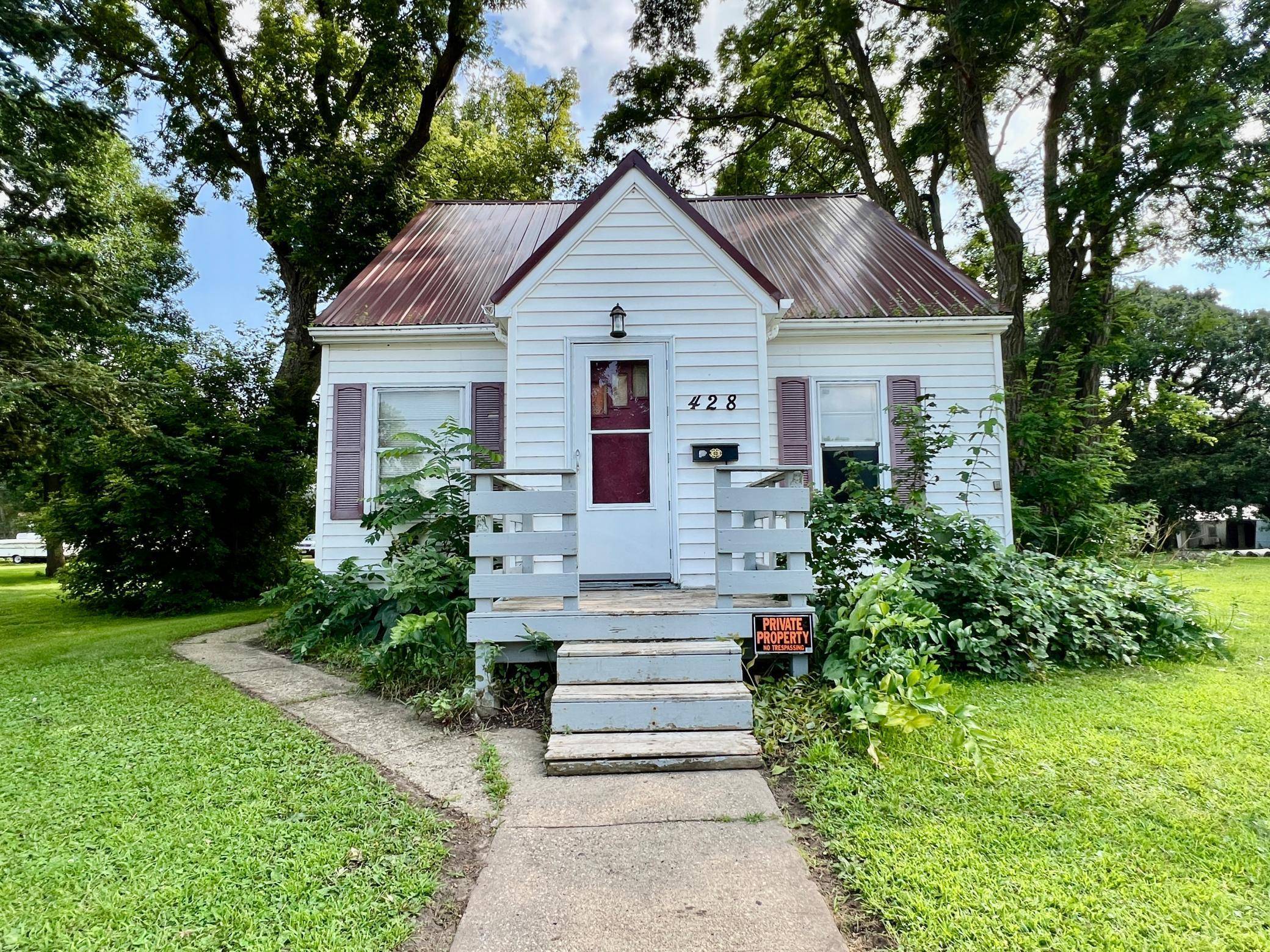 428 E Rooney AVE, Appleton, MN 56208
