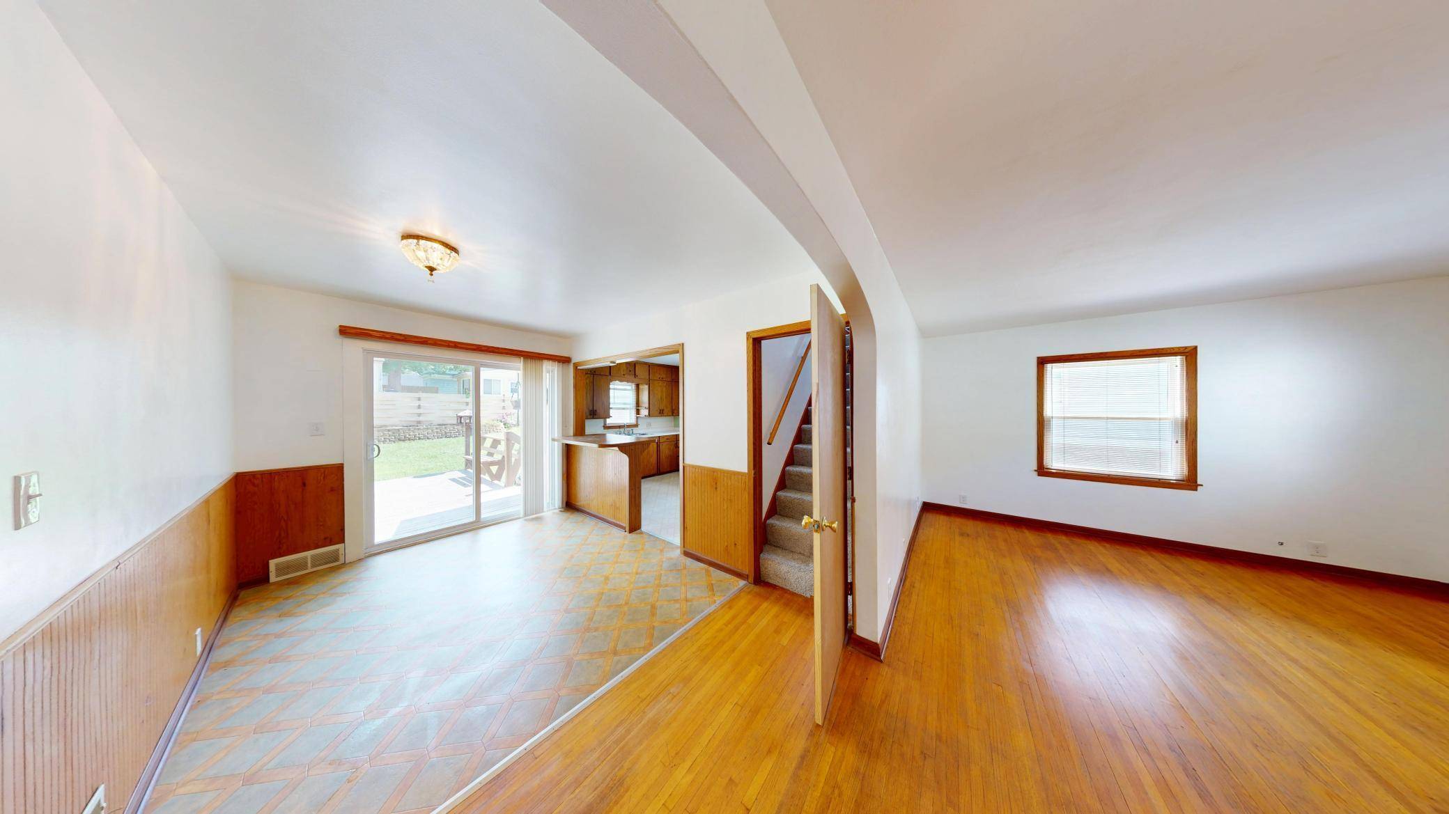1223 James AVE, Albert Lea, MN 56007