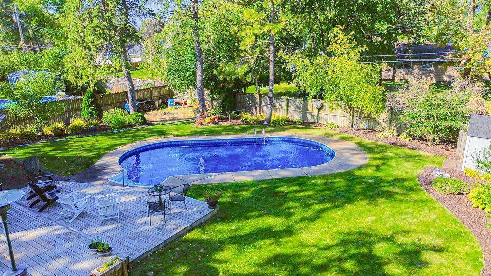 93 Martin WAY, Vadnais Heights, MN 55127