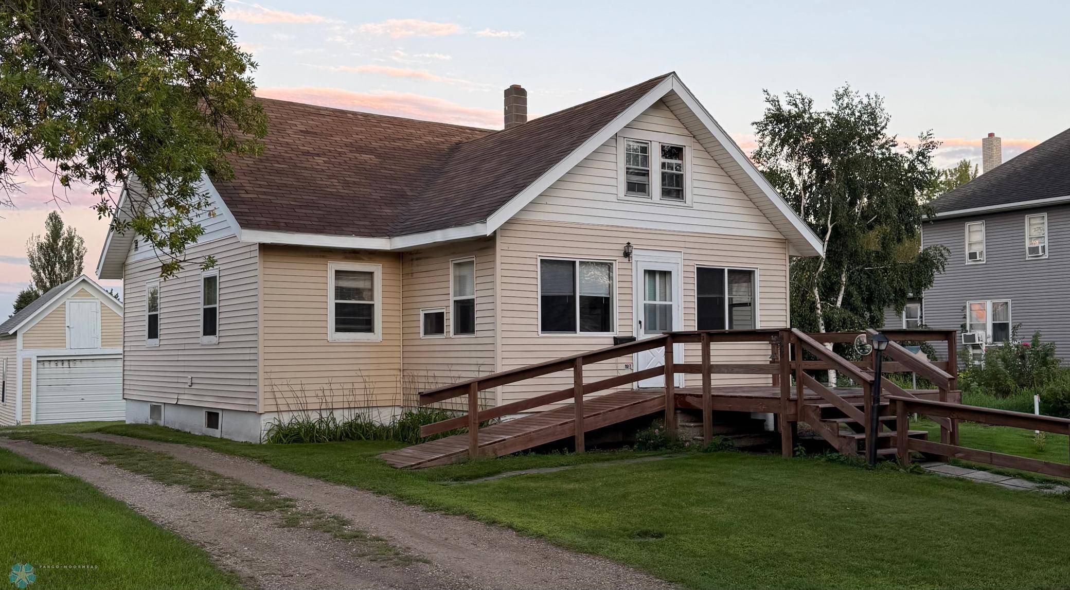130 3rd ST, Arthur, ND 58006