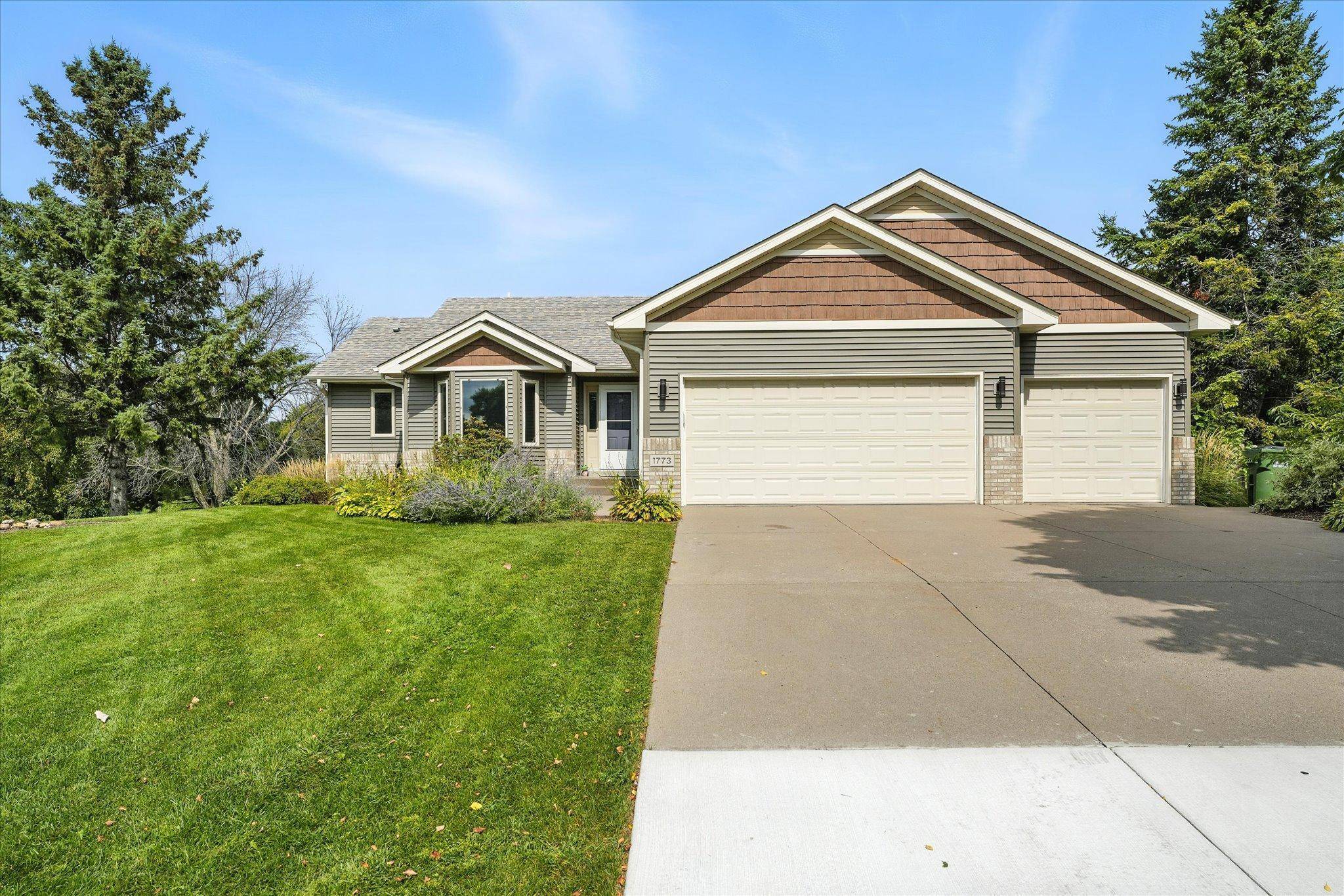 1773 124th AVE NE, Blaine, MN 55449