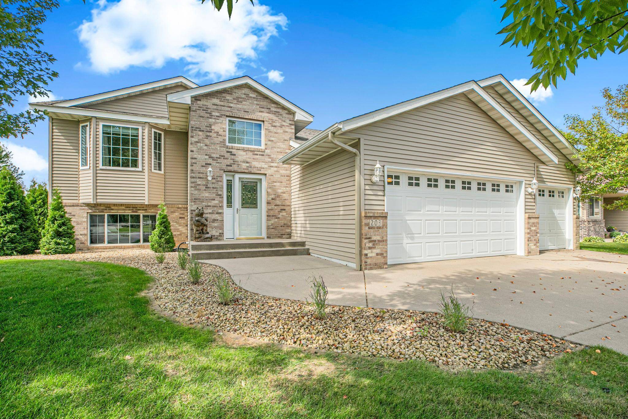 203 Country CT, Albany, MN 56307