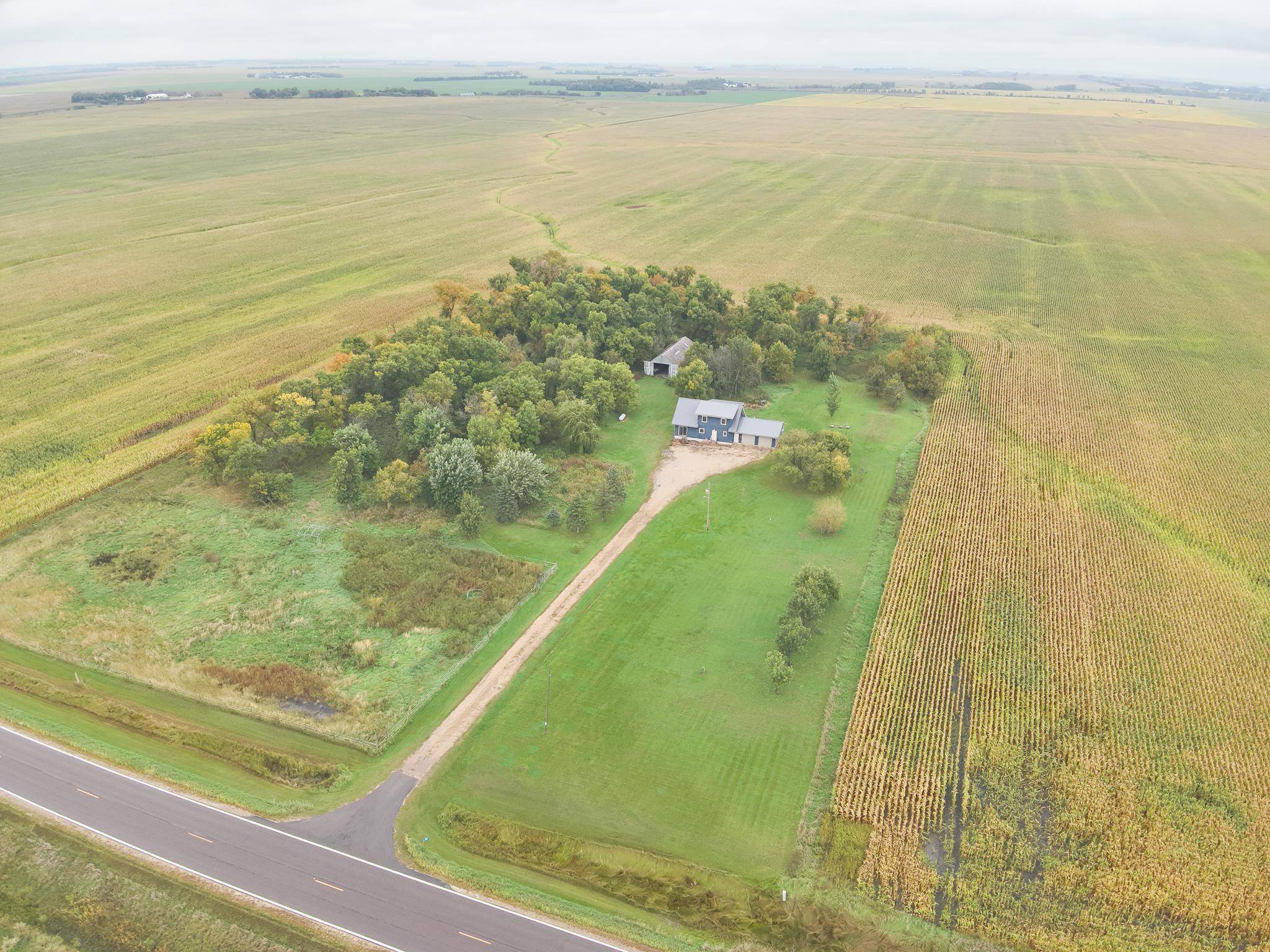 7124 County Road 6, Dumont, MN 56236