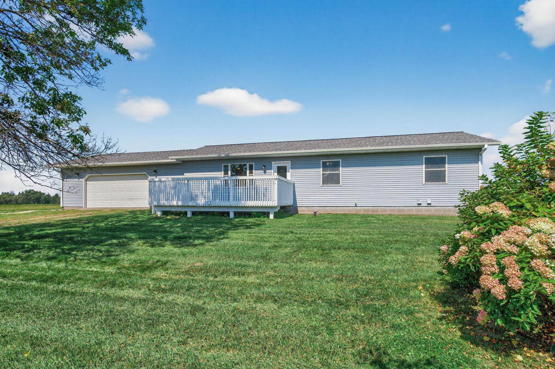 2027 40th AVE, Alden Twp, WI 54020