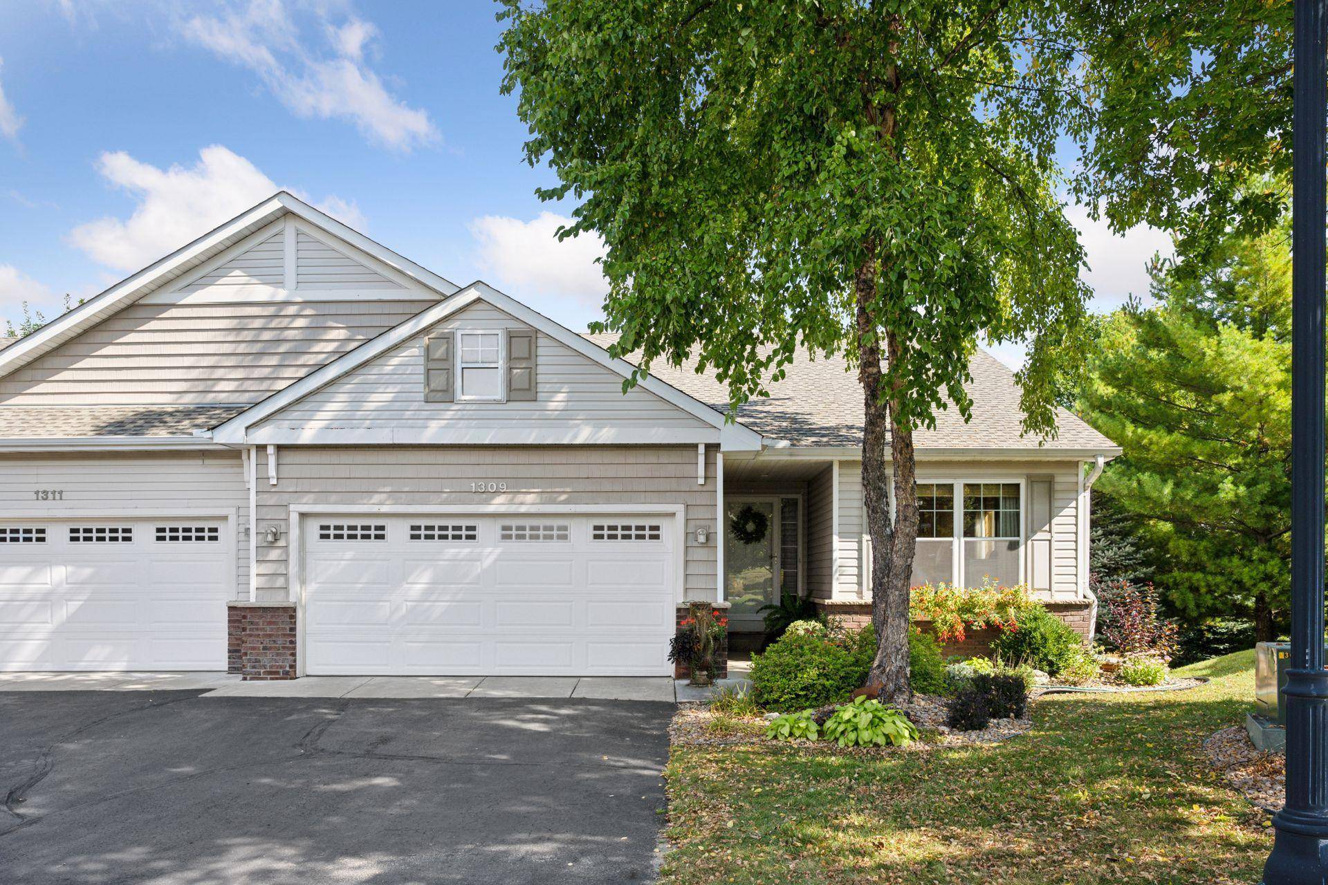 1309 Grandview CIR, Buffalo, MN 55313