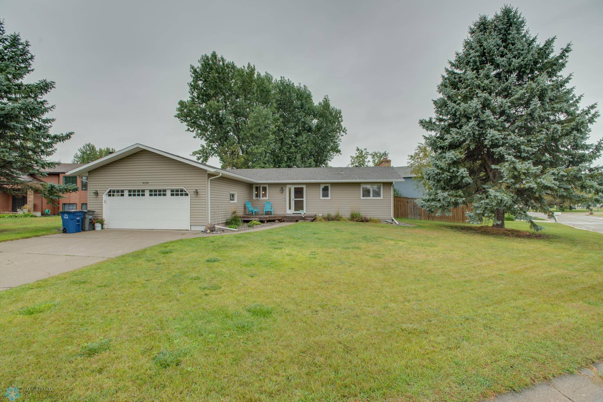 3119 Chelsea AVE S, Moorhead, MN 56560