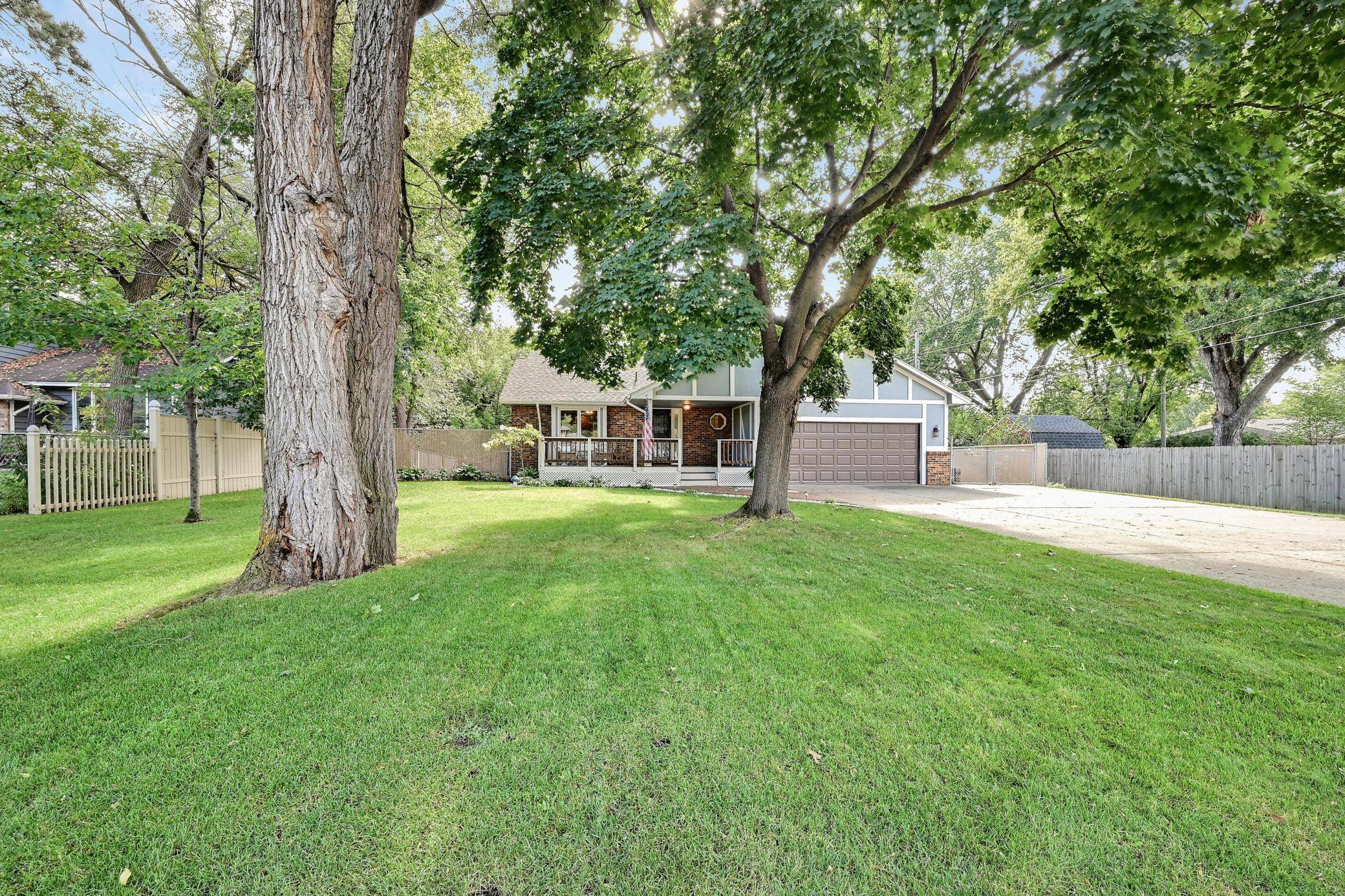 2628 Northdale BLVD NW, Coon Rapids, MN 55433