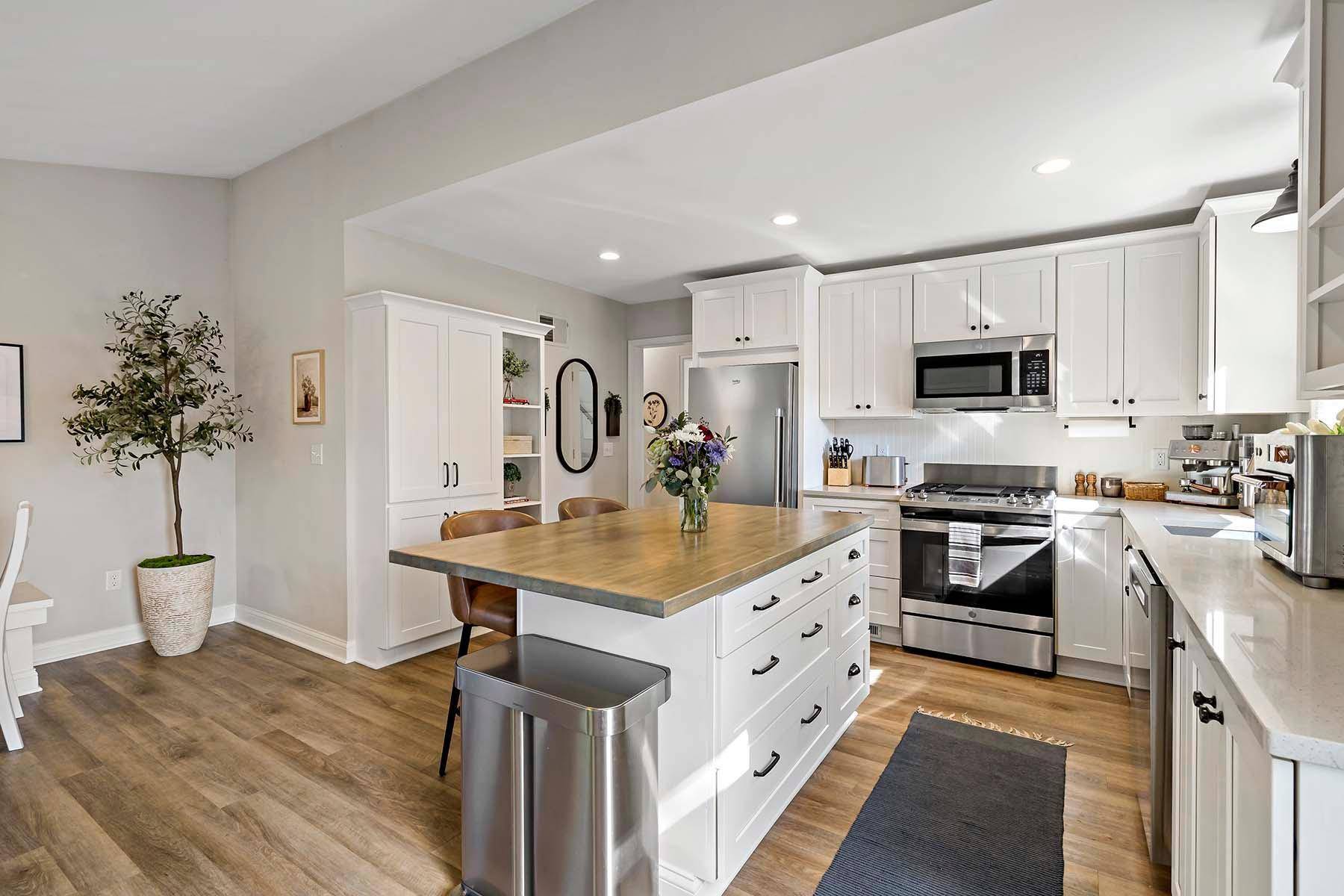2608 Kentucky AVE S, Saint Louis Park, MN 55426