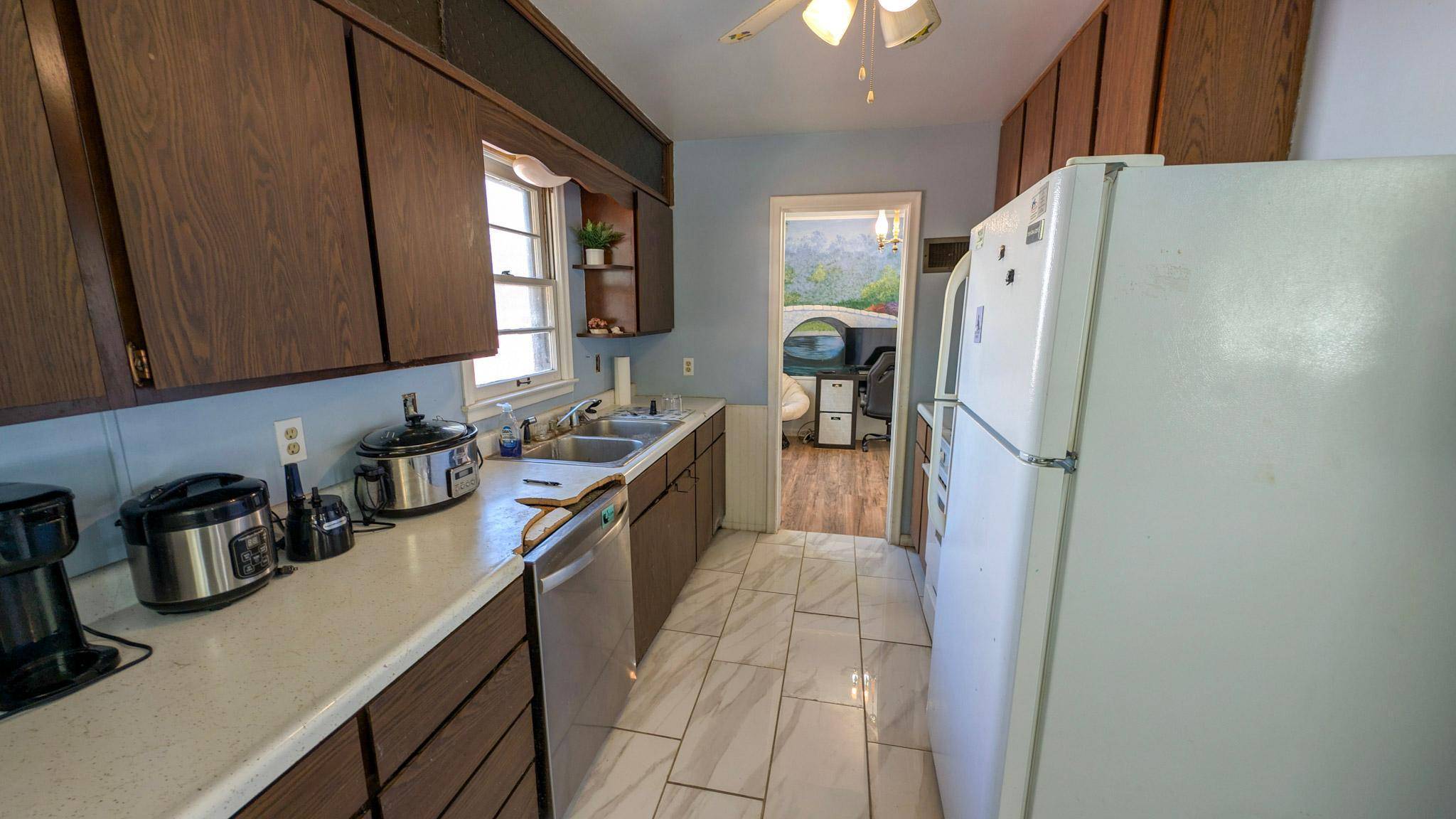 1609 Johnson ST, Albert Lea, MN 56007