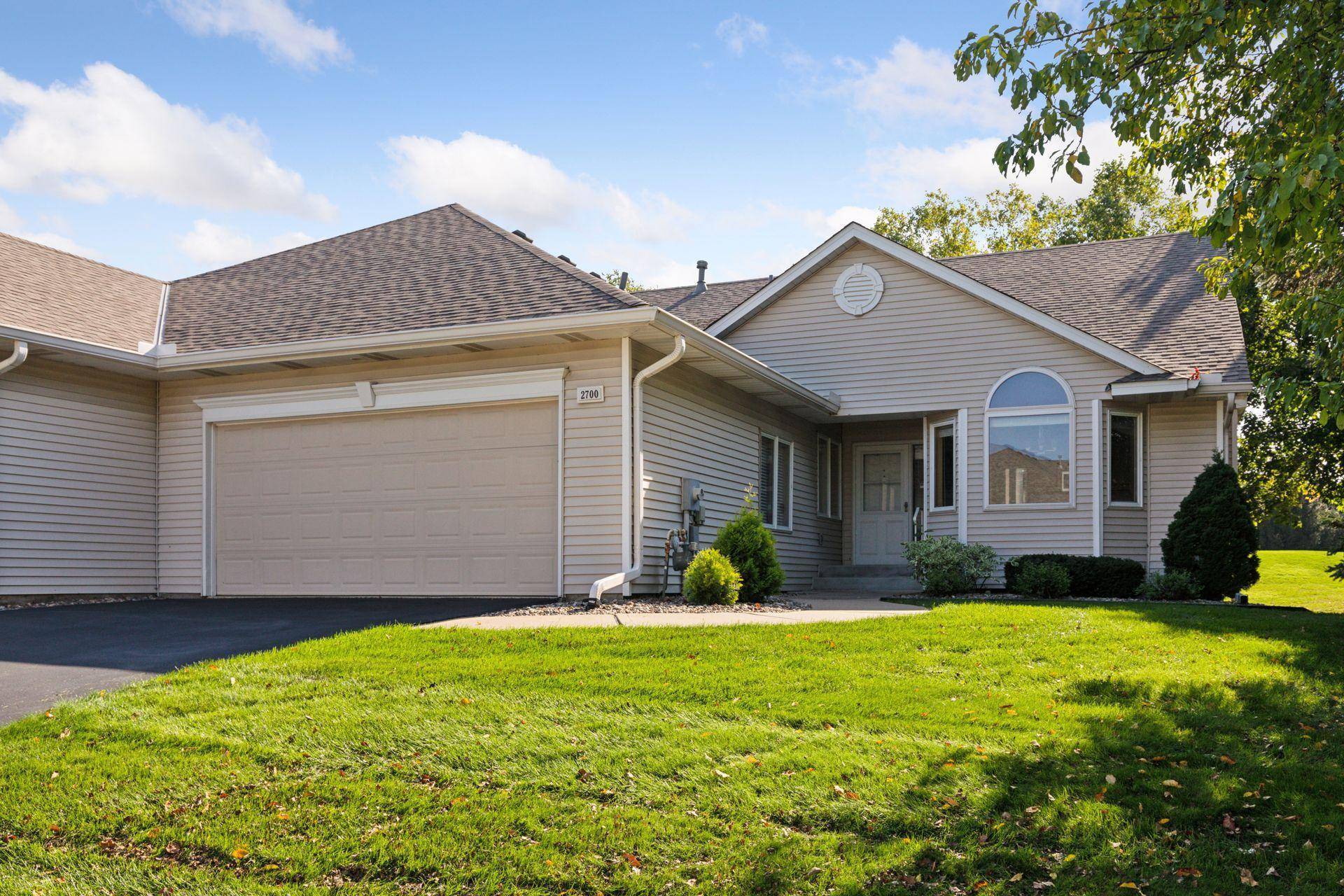 2700 Boulder DR, Burnsville, MN 55337