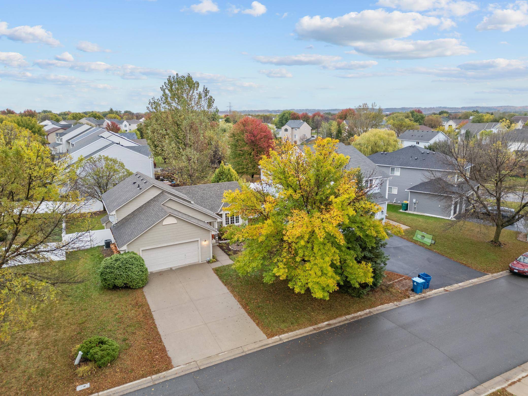 305 Groff ST, Carver, MN 55315