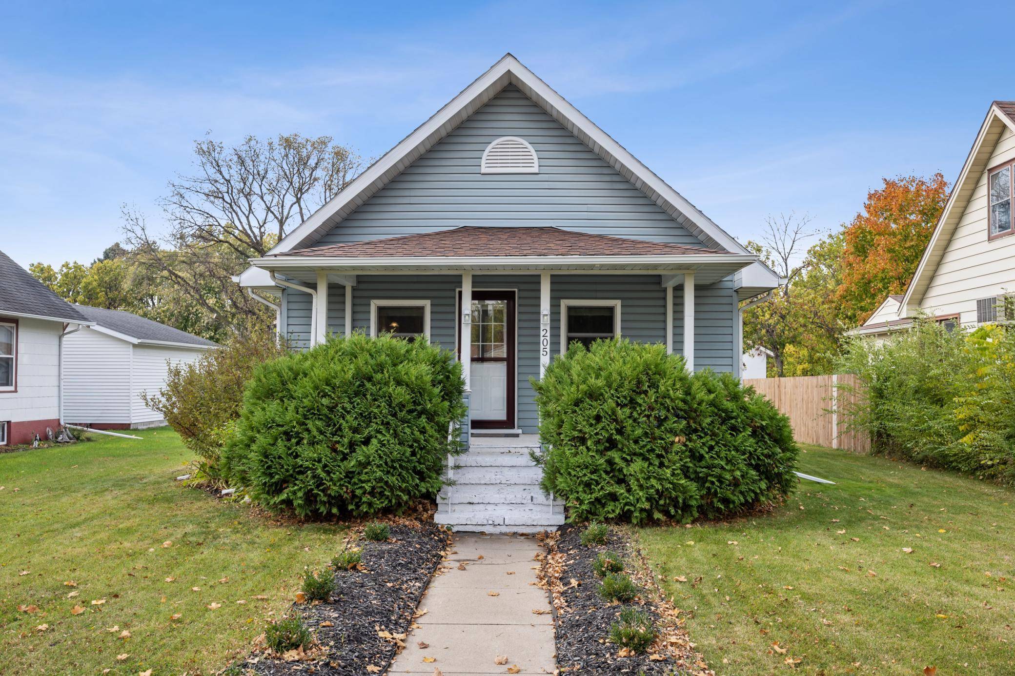 205 6th ST SE, Barnesville, MN 56514