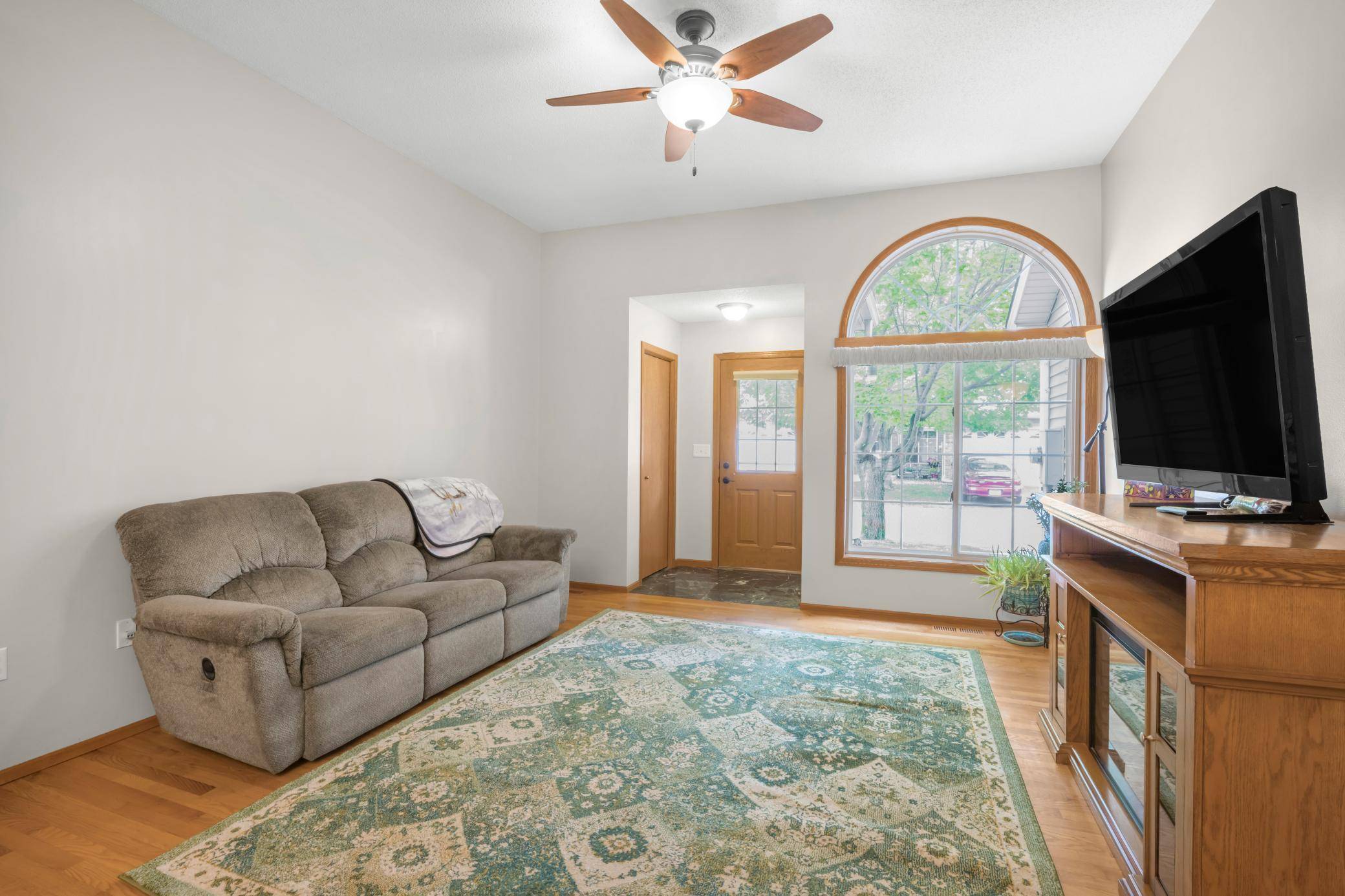 10708 Sycamore ST NW, Coon Rapids, MN 55433