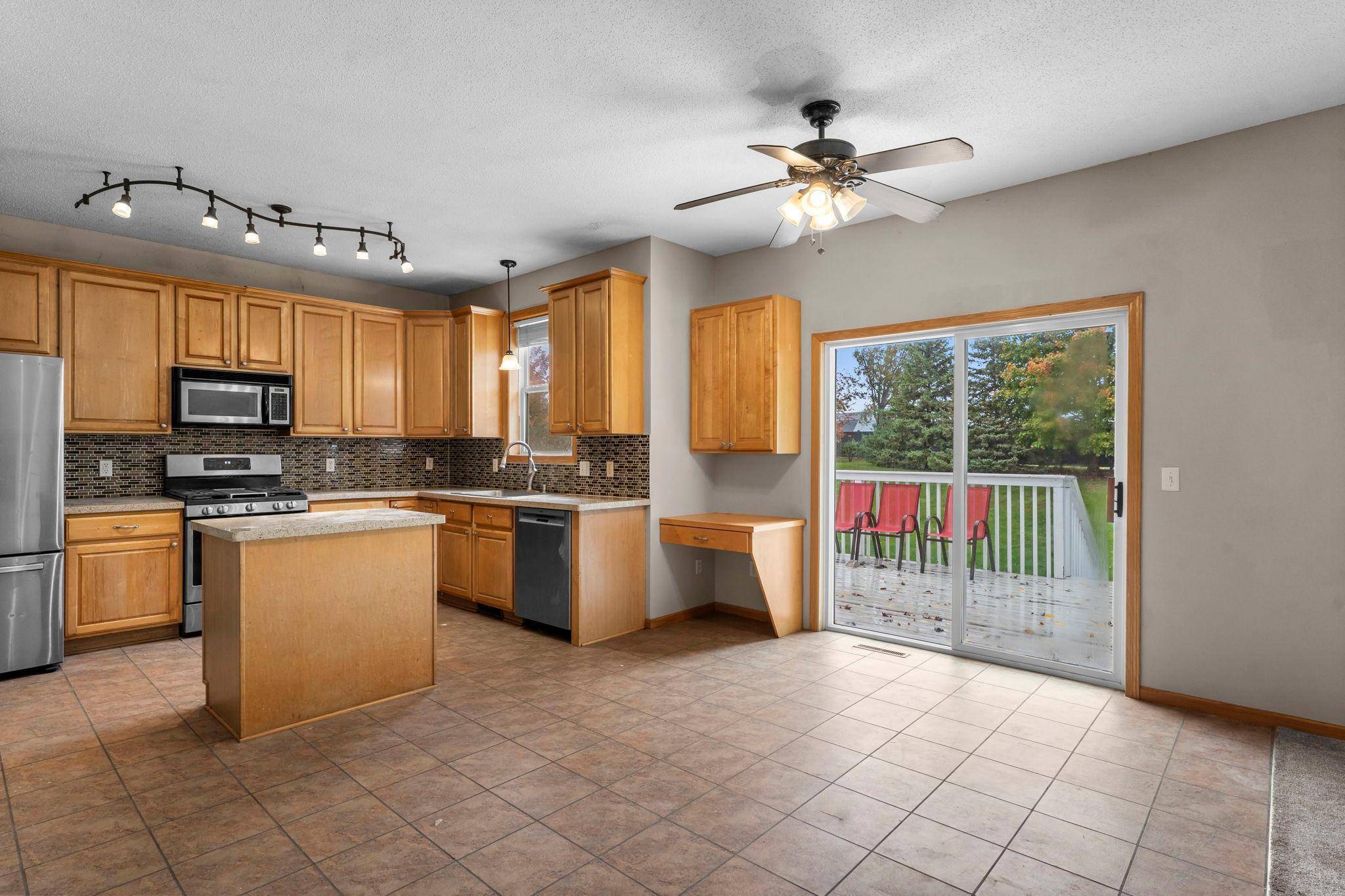14440 Flax WAY, Apple Valley, MN 55124
