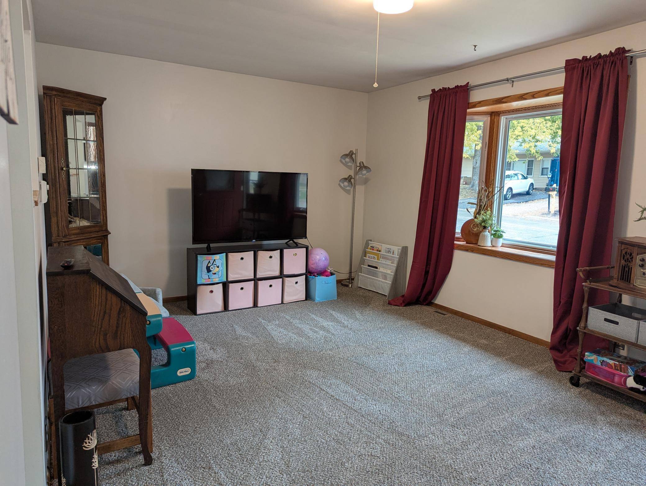 208 McArthur DR, Albert Lea, MN 56007