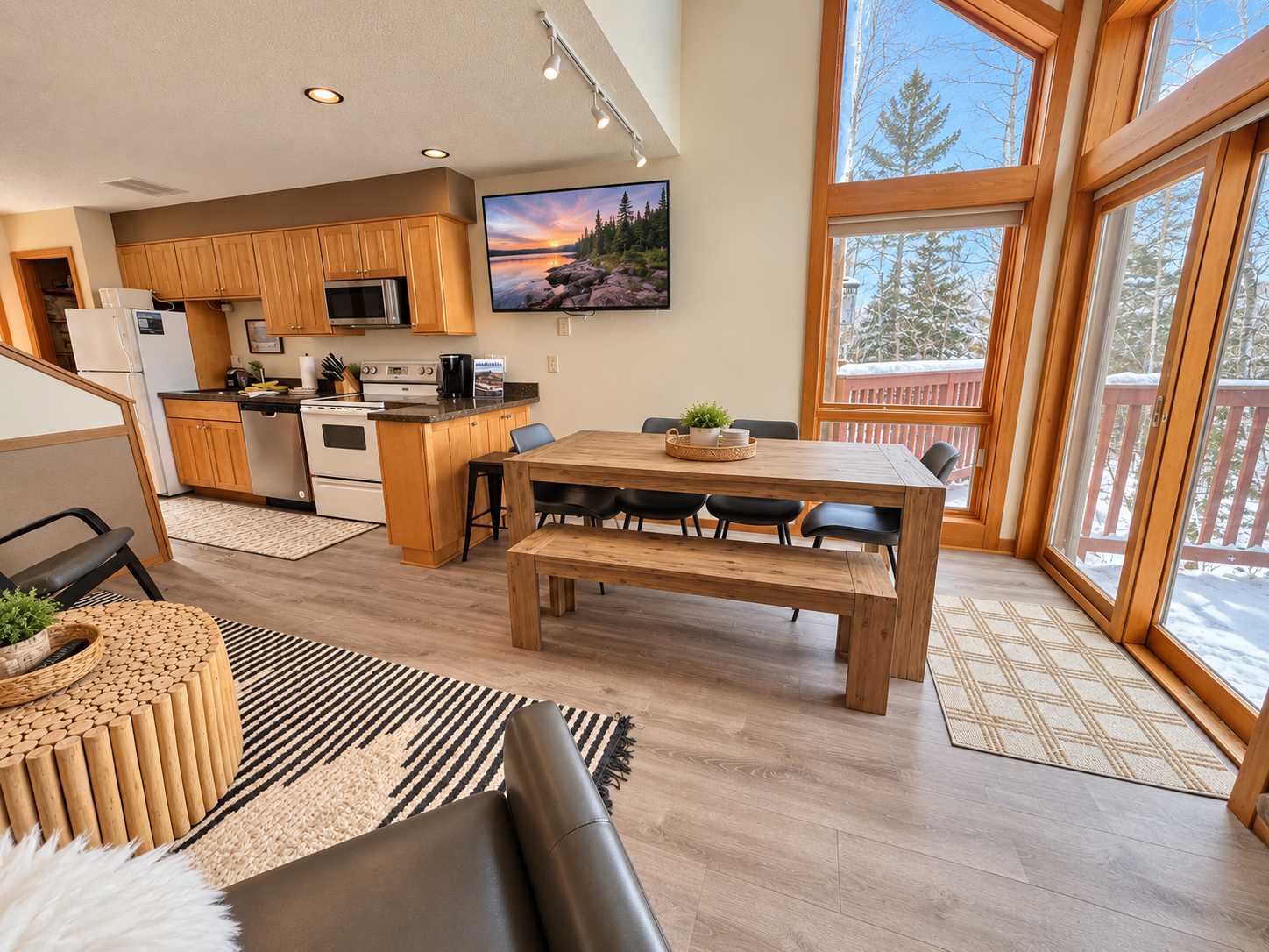 511 Moose Mountain DR, Tofte, MN 55615