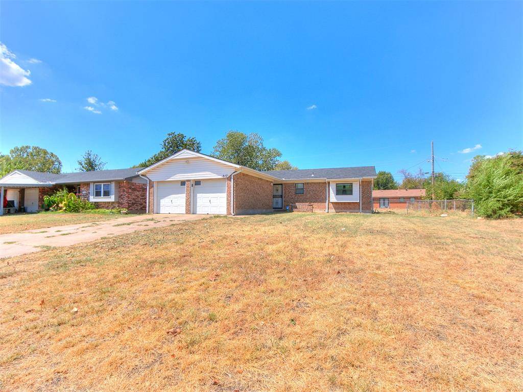 217 W Shadywood DR, Oklahoma City, OK 73110