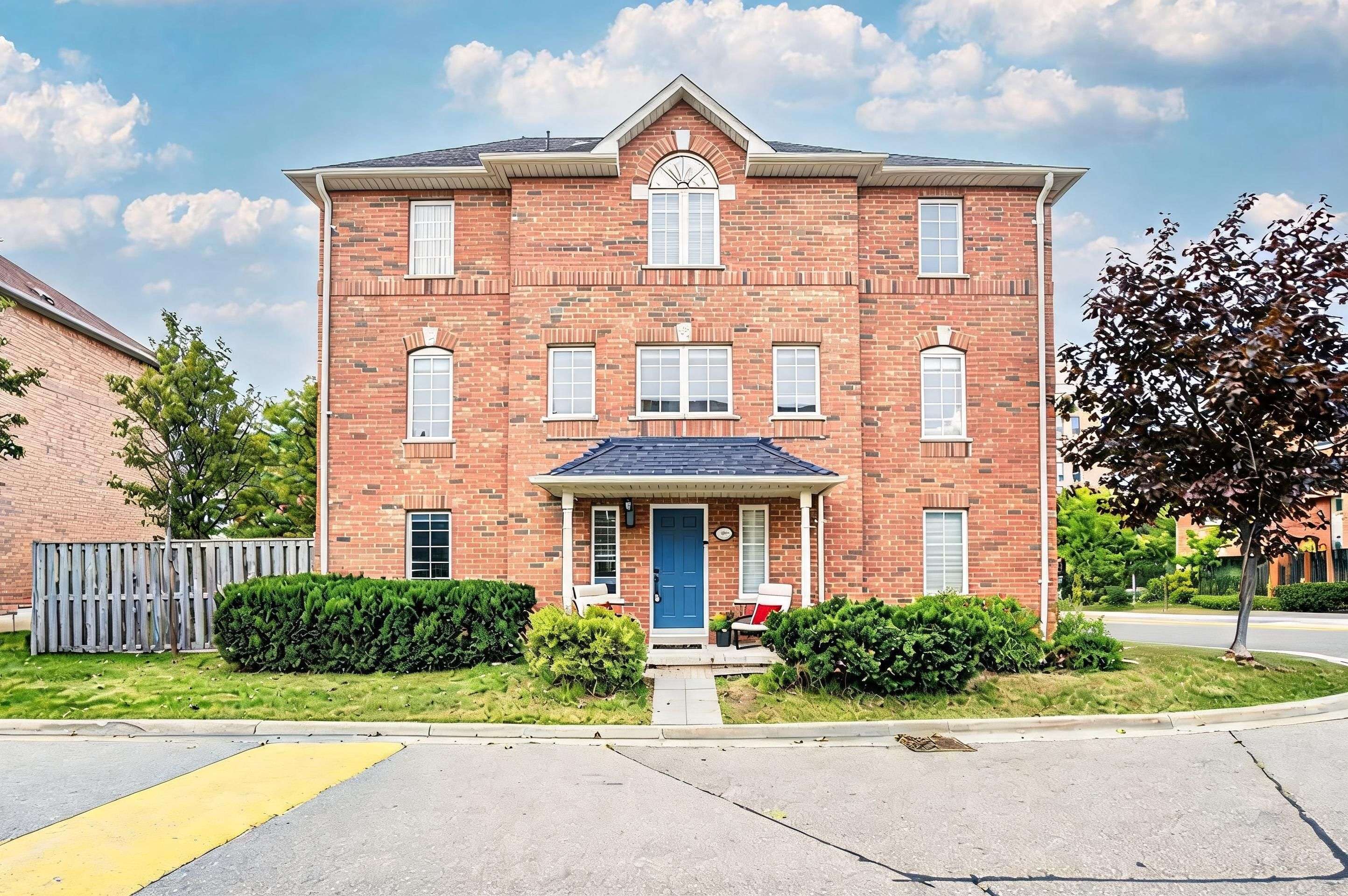 80 Acorn PL #171, Mississauga, ON L4Z 3S7