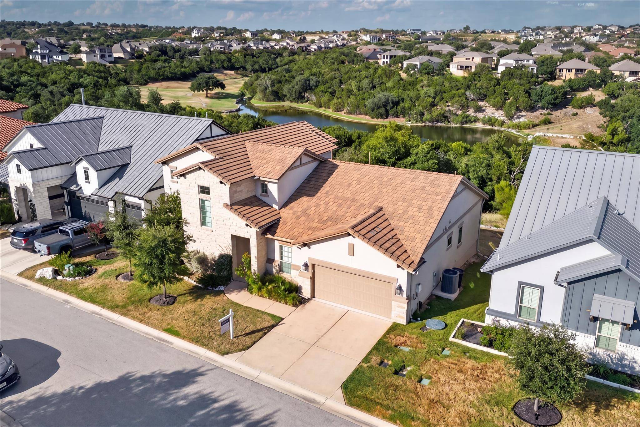 2000 Mazarro DR, Leander, TX 78641