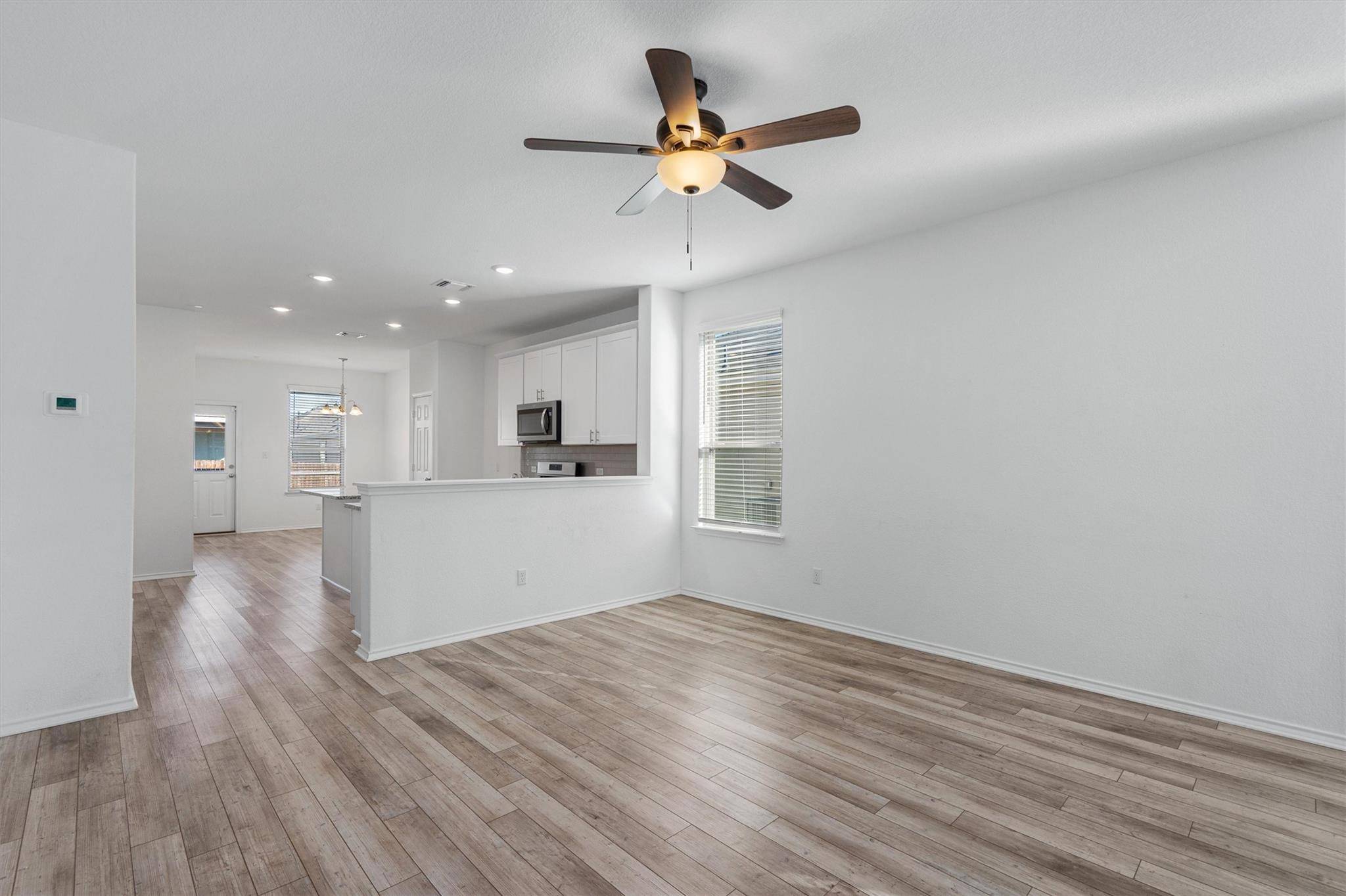 337 Harper LN, Georgetown, TX 78626