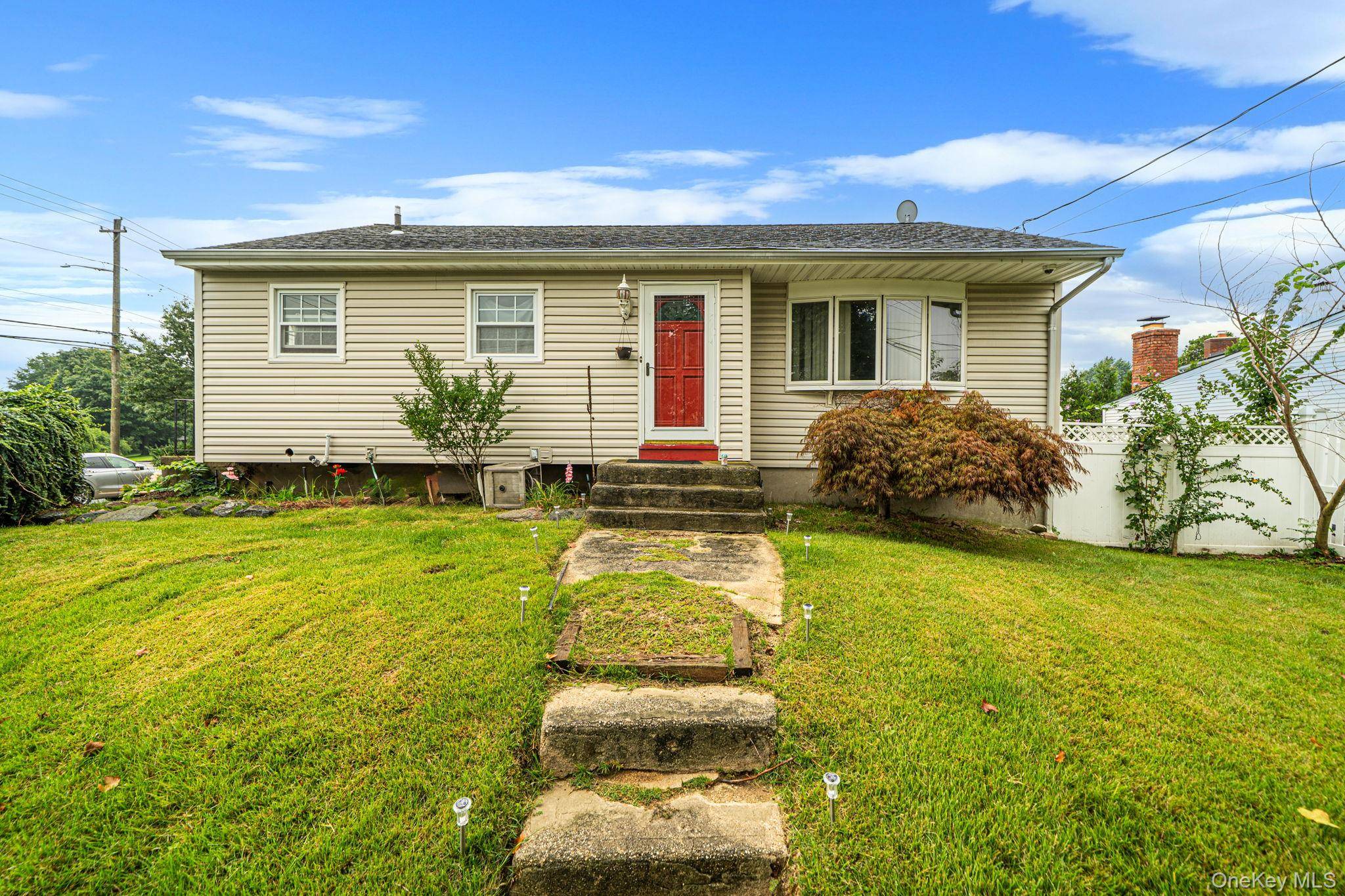 407 W Main ST, Babylon, NY 11702