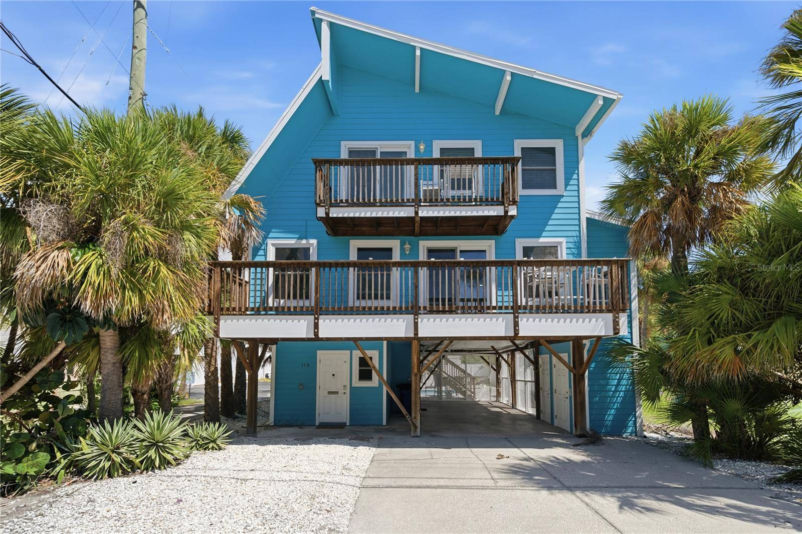 113 4TH AVE, St Pete Beach, FL 33706