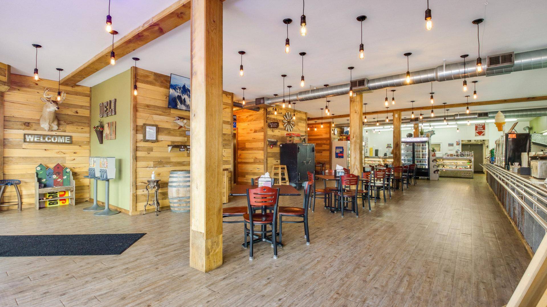909 W Main ST, Cameron, WI 54822