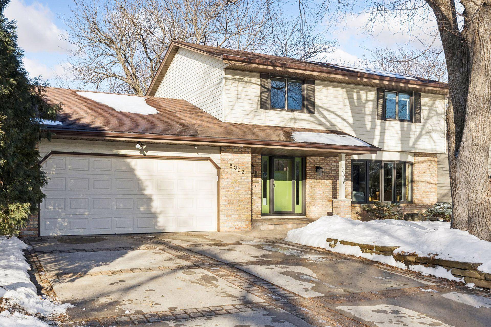 8932 66th AVE N, Brooklyn Park, MN 55428