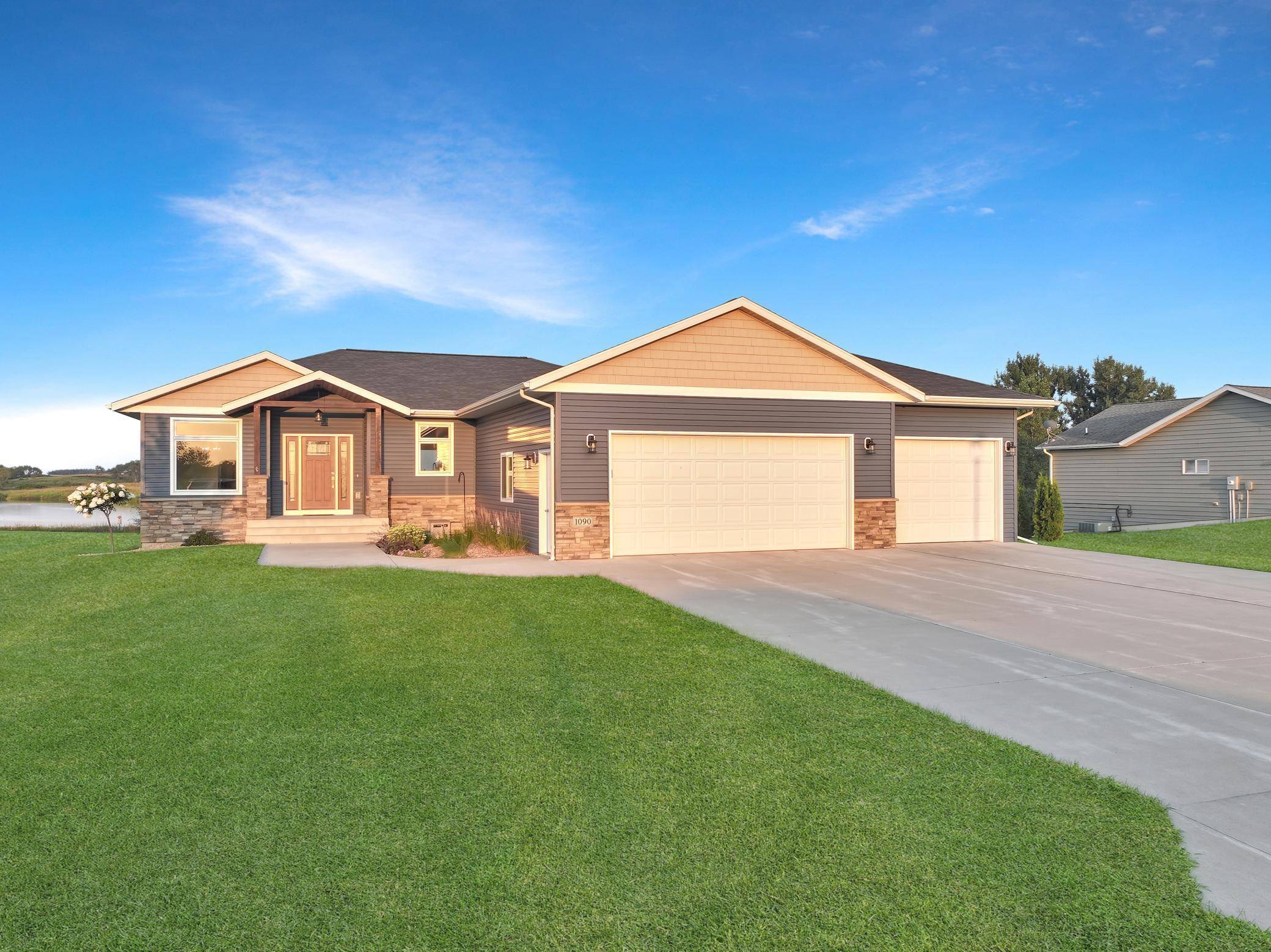 1090 Eastbay AVE, Balaton, MN 56115