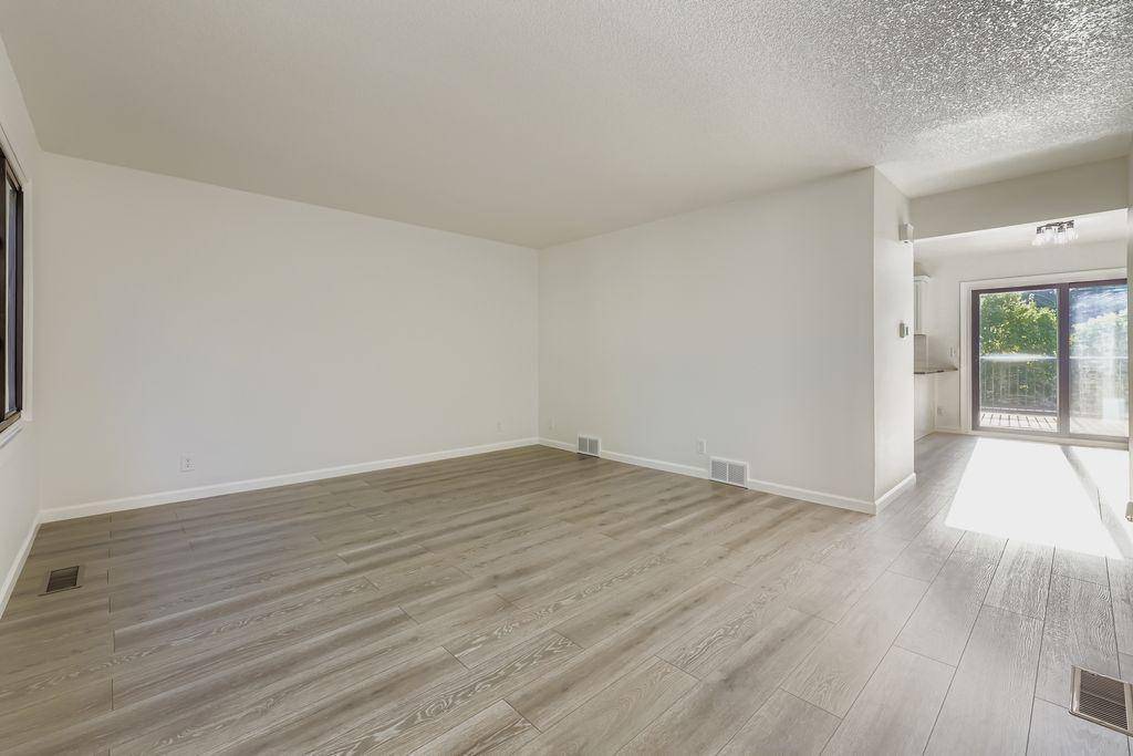 4387 Arden View CT, Arden Hills, MN 55112