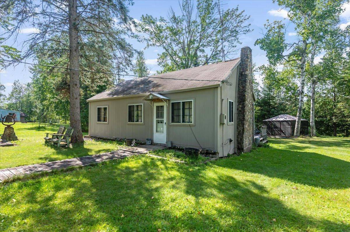 8977 Austin RD, Alborn, MN 55702